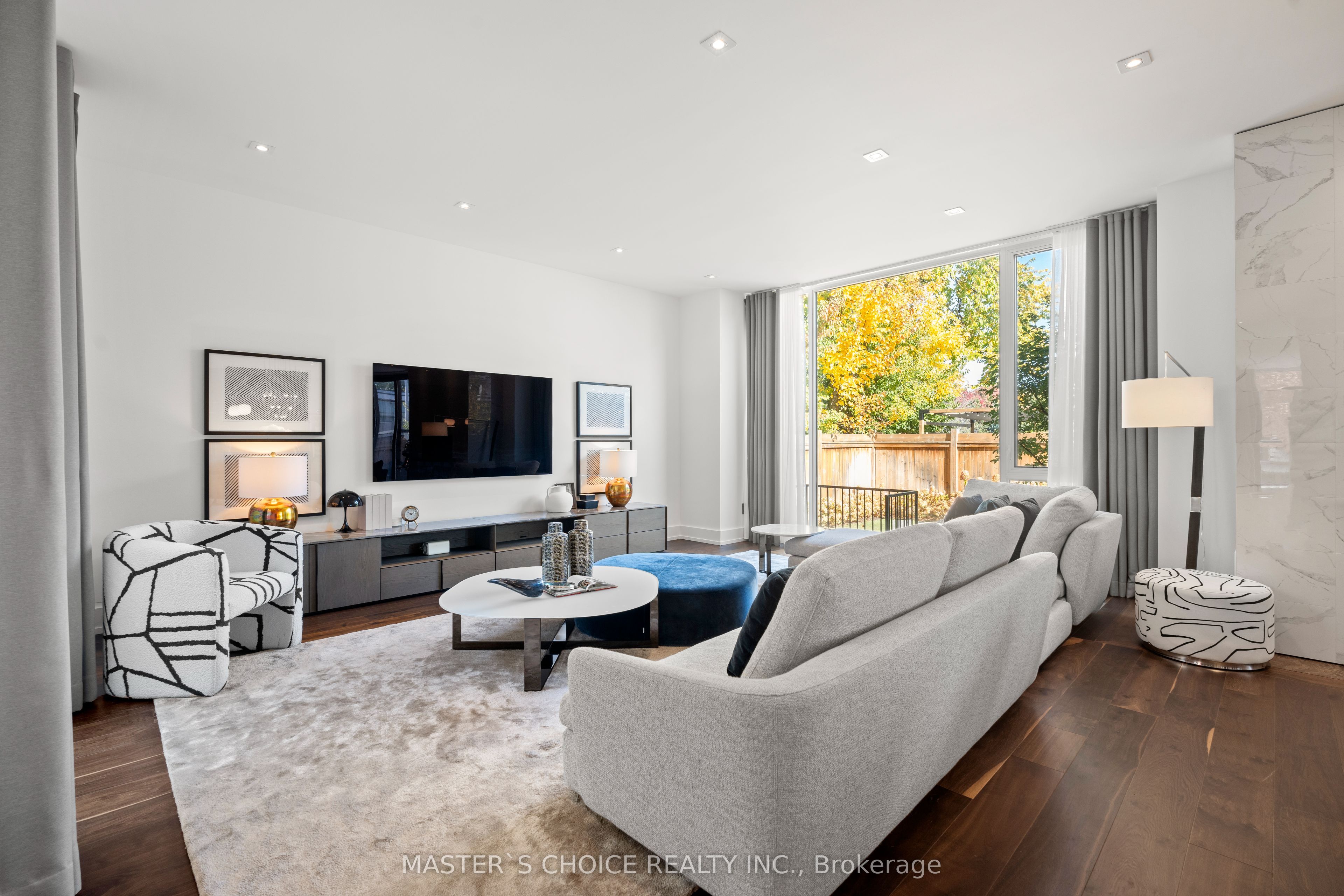 15 Fairmeadow Avenue