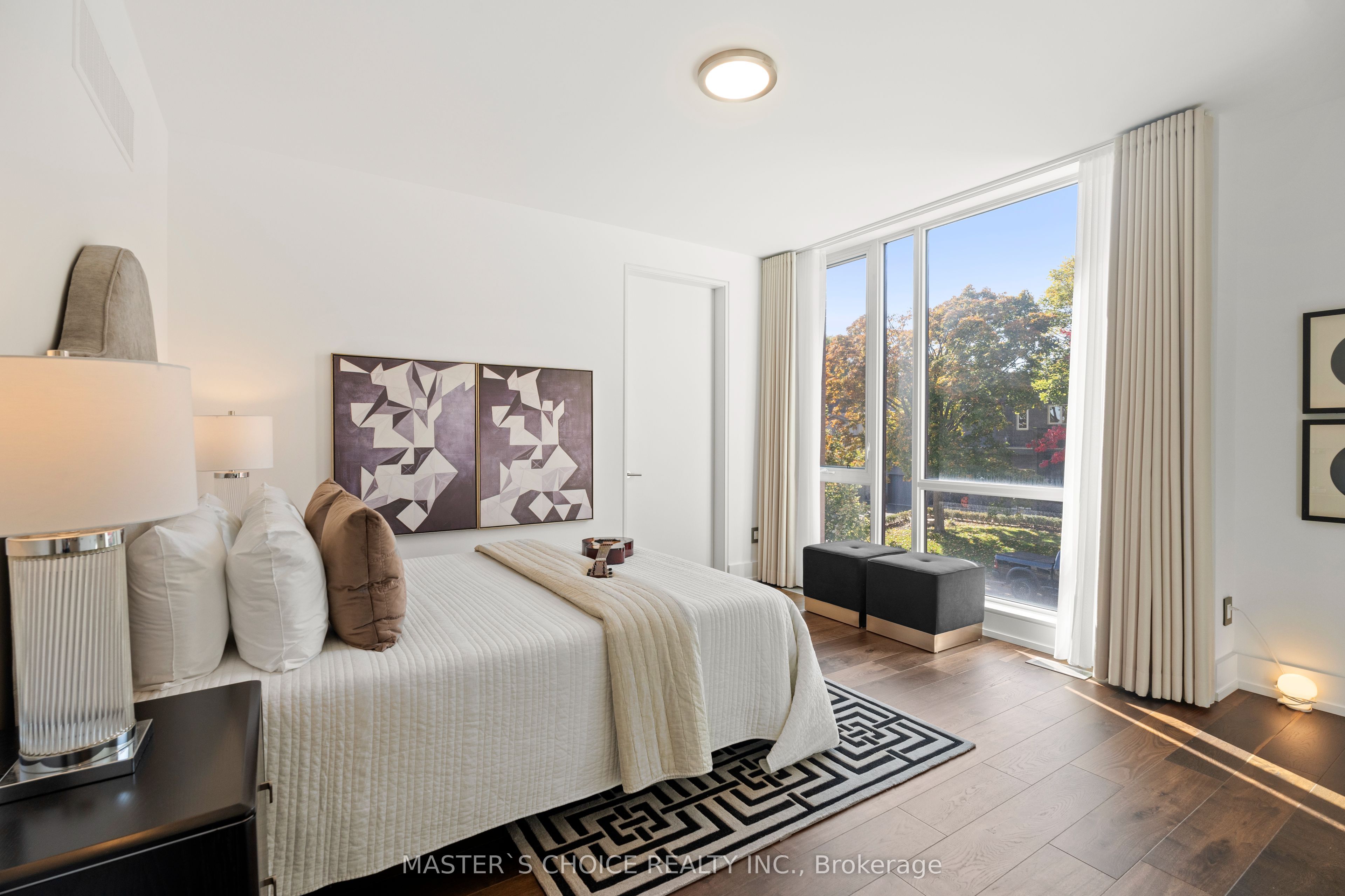 15 Fairmeadow Avenue
