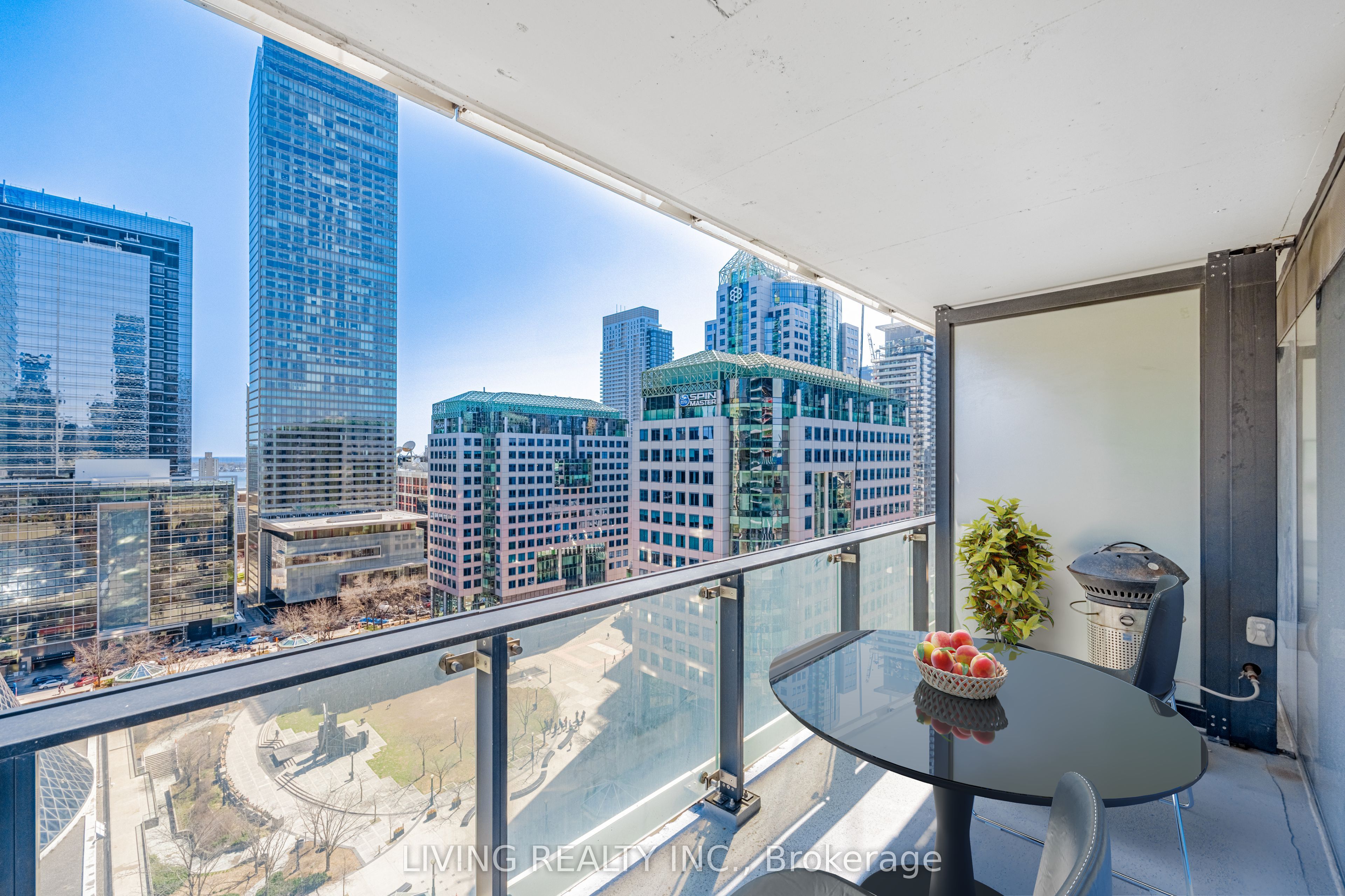 224 King Street W #1504