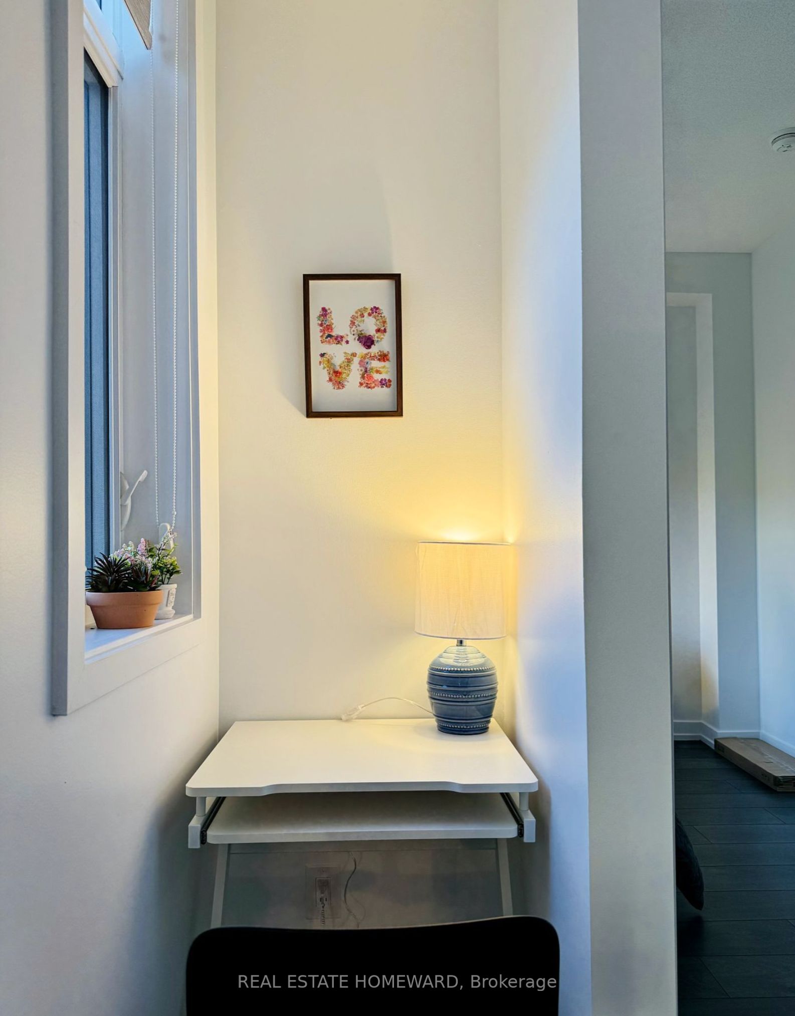 17 St. Bartholomew Street, #17