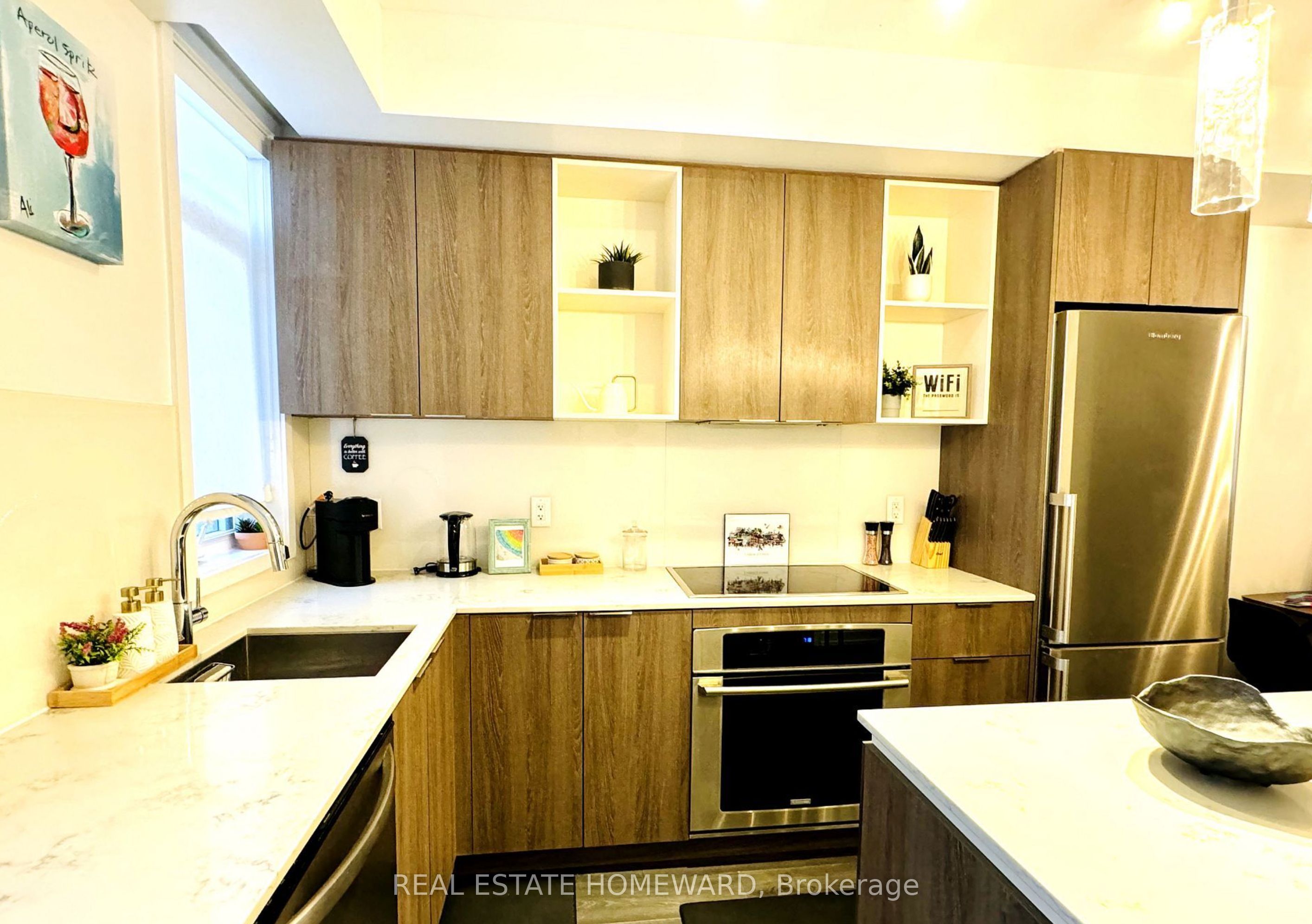 17 St. Bartholomew Street, #17