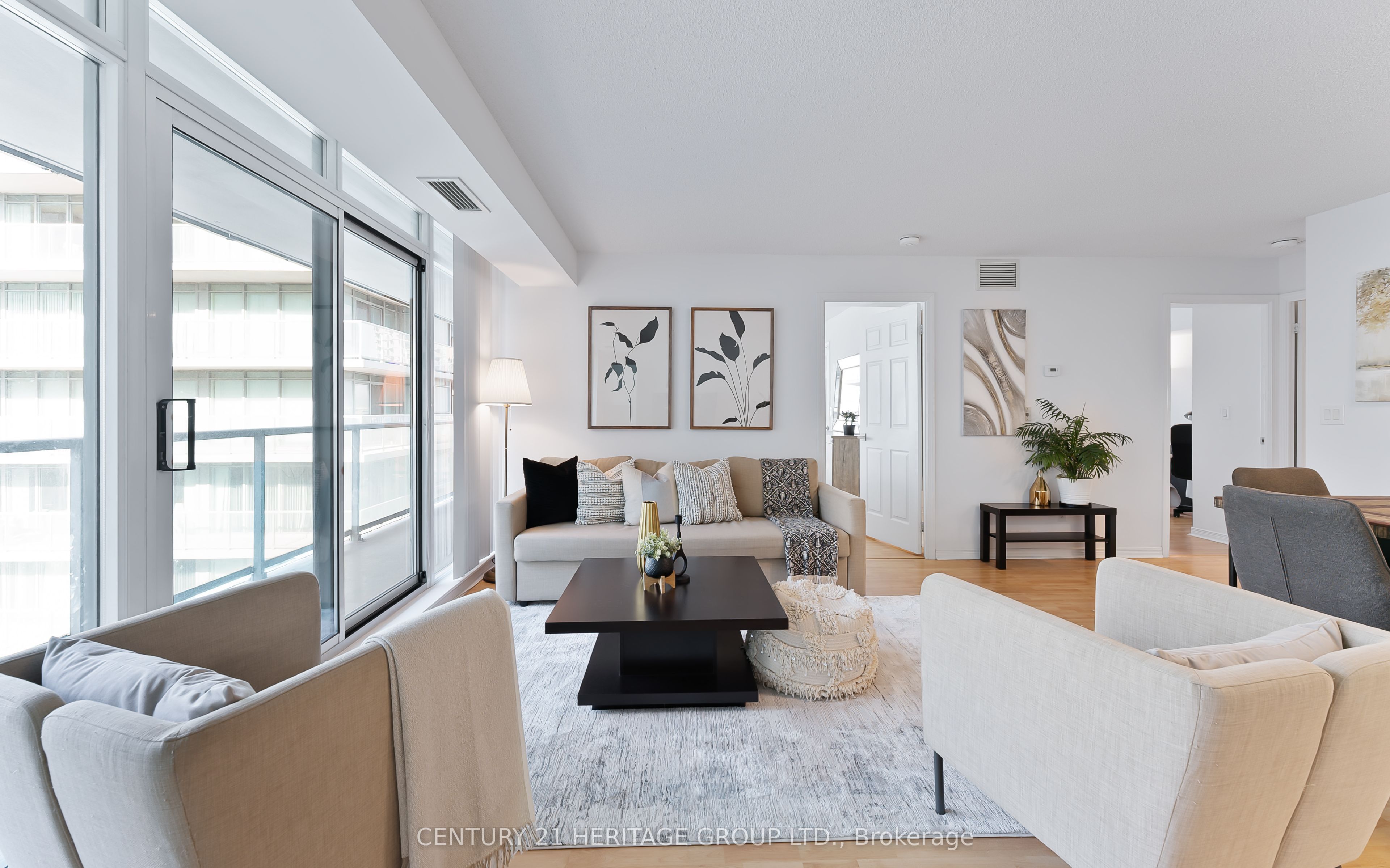 5500 Yonge Street, #710