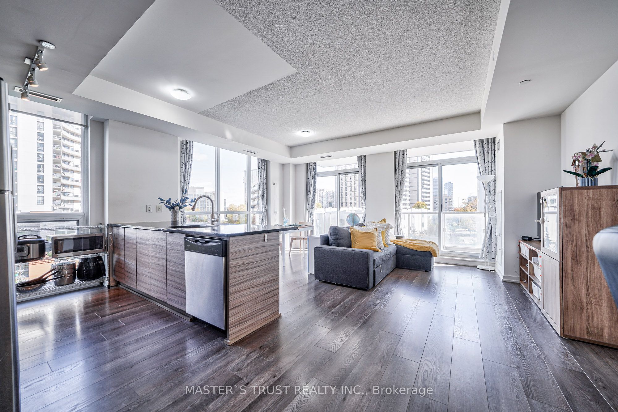 62 Forest Manor Road #307