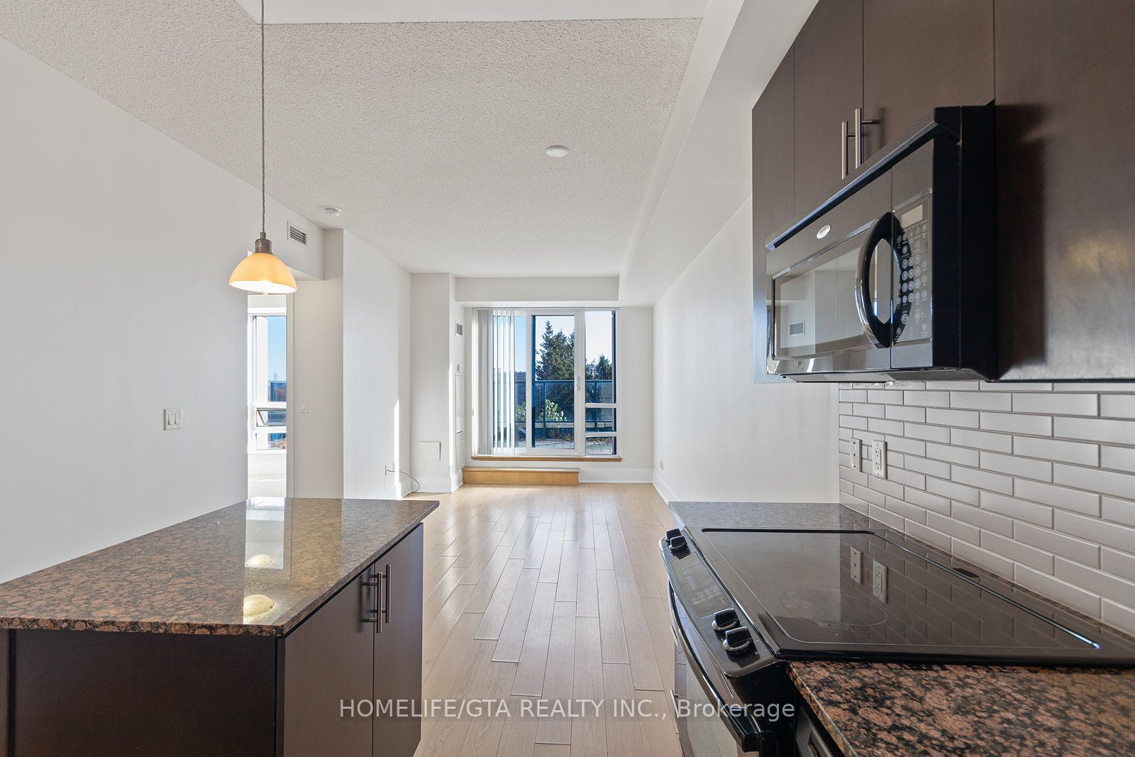 181 Wynford Drive #403