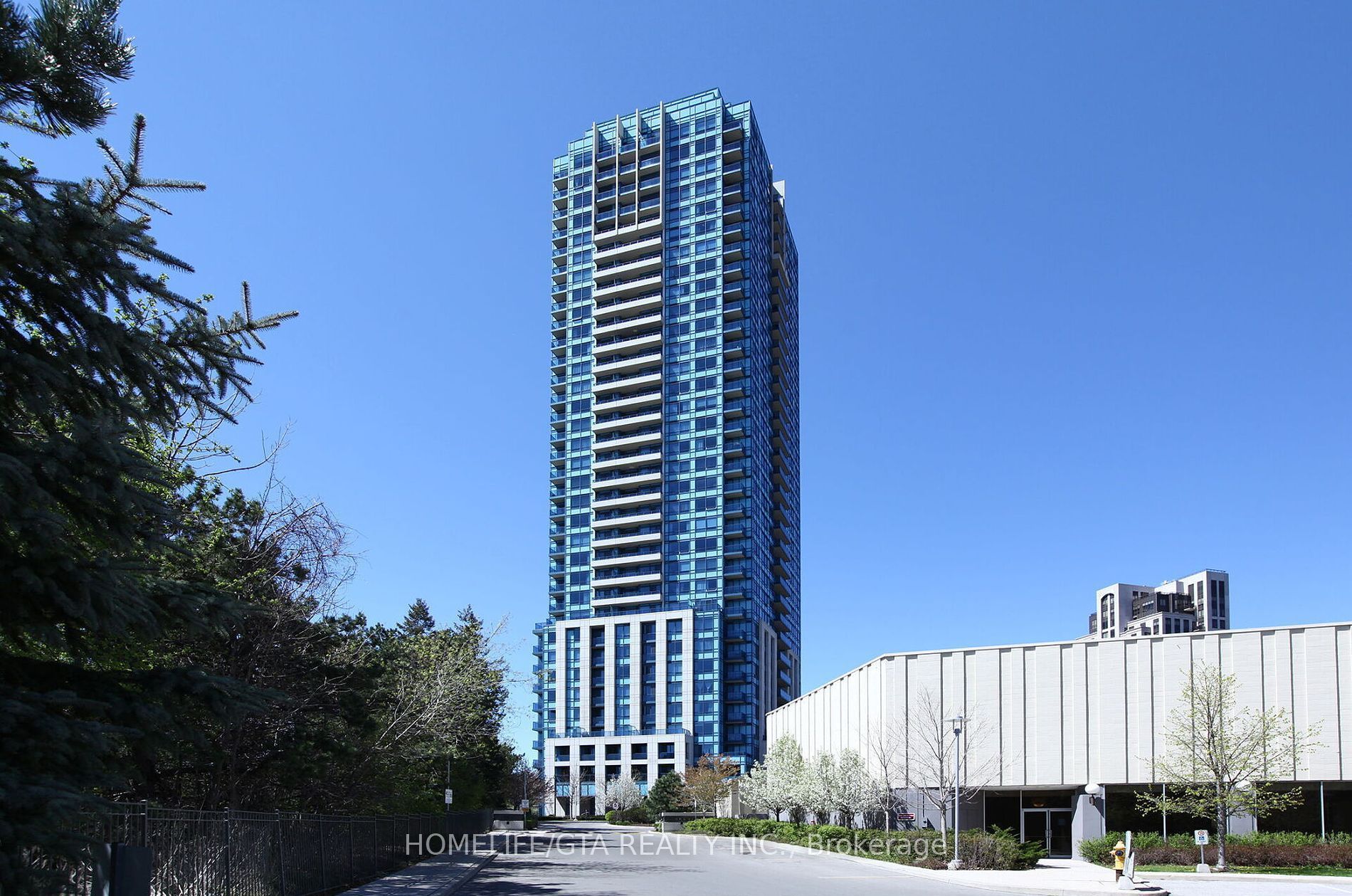 181 Wynford Drive #403