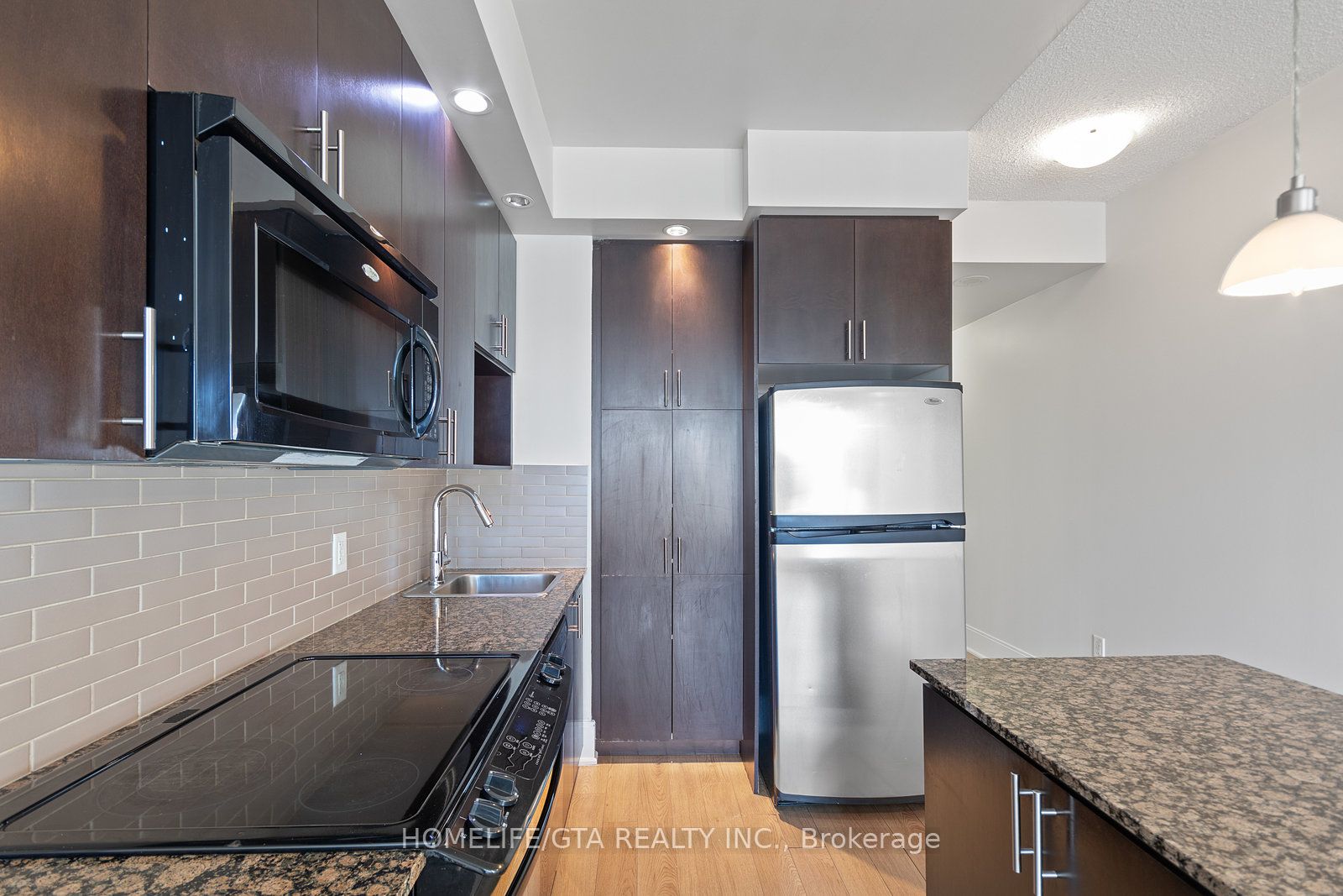 181 Wynford Drive #403