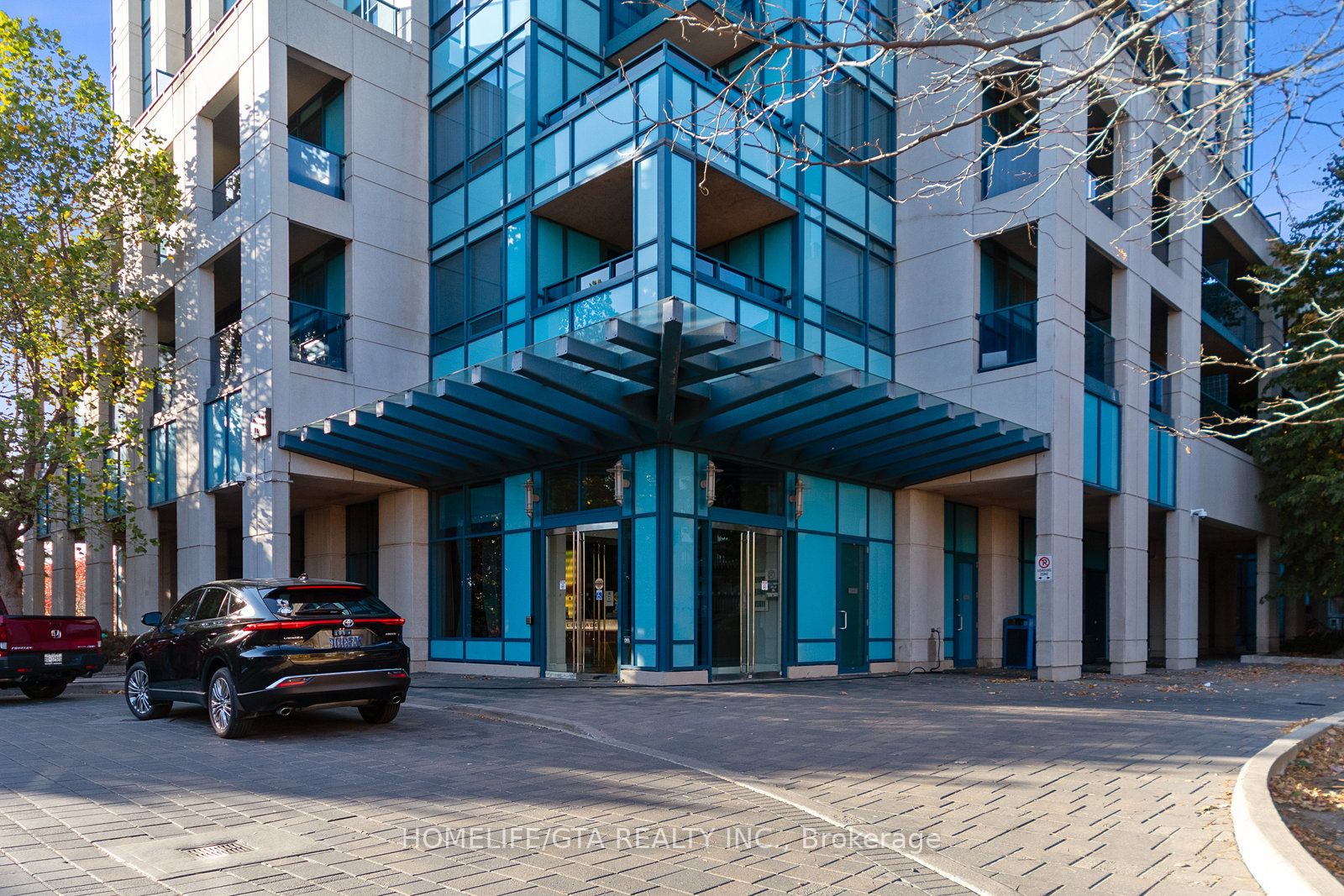 181 Wynford Drive #403