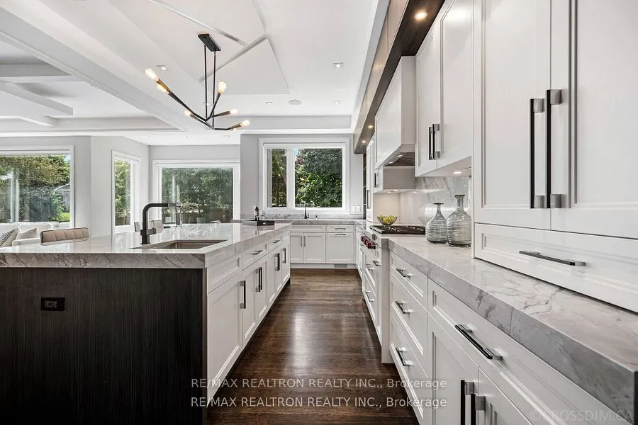 225 Northwood Drive
