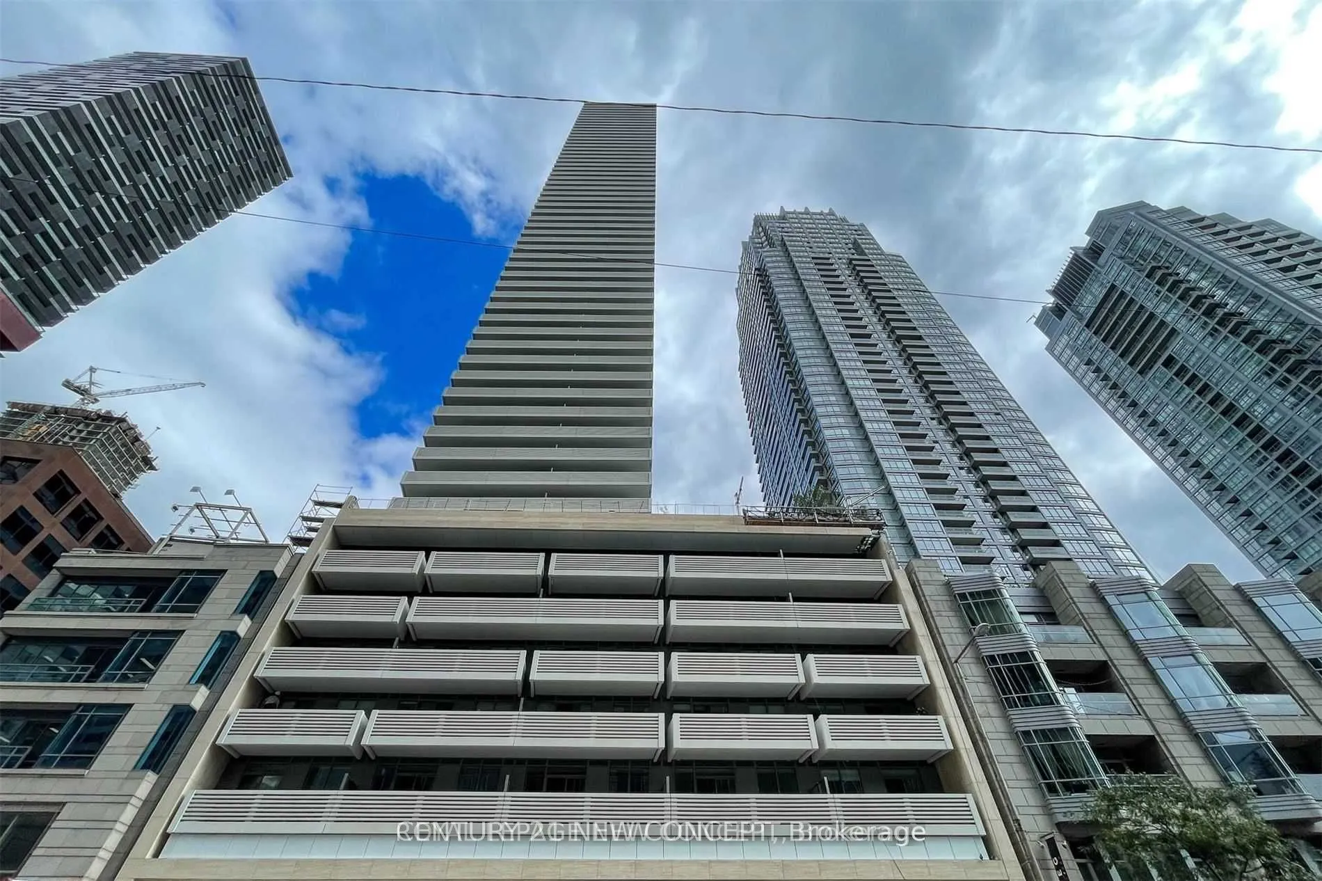 2221 Yonge Street, #3006