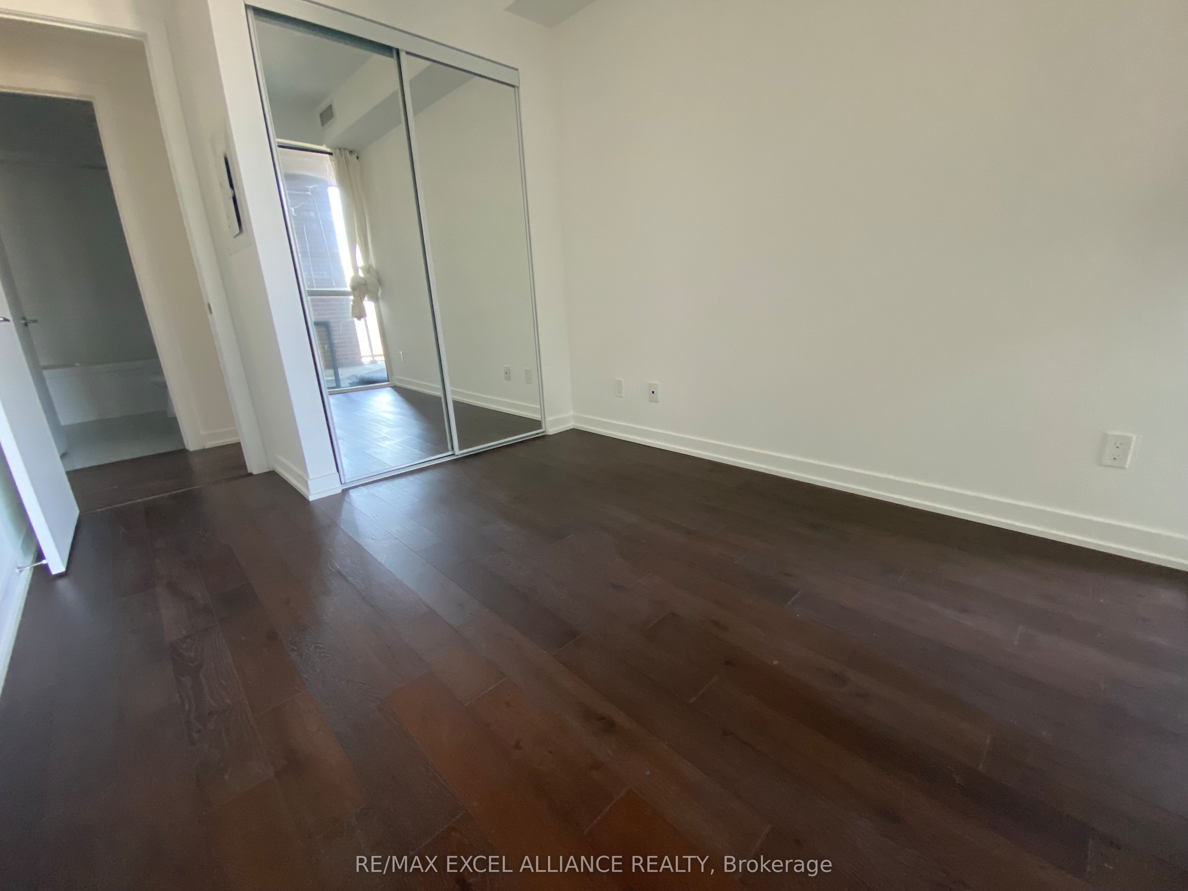20 Bruyeres Mews #510