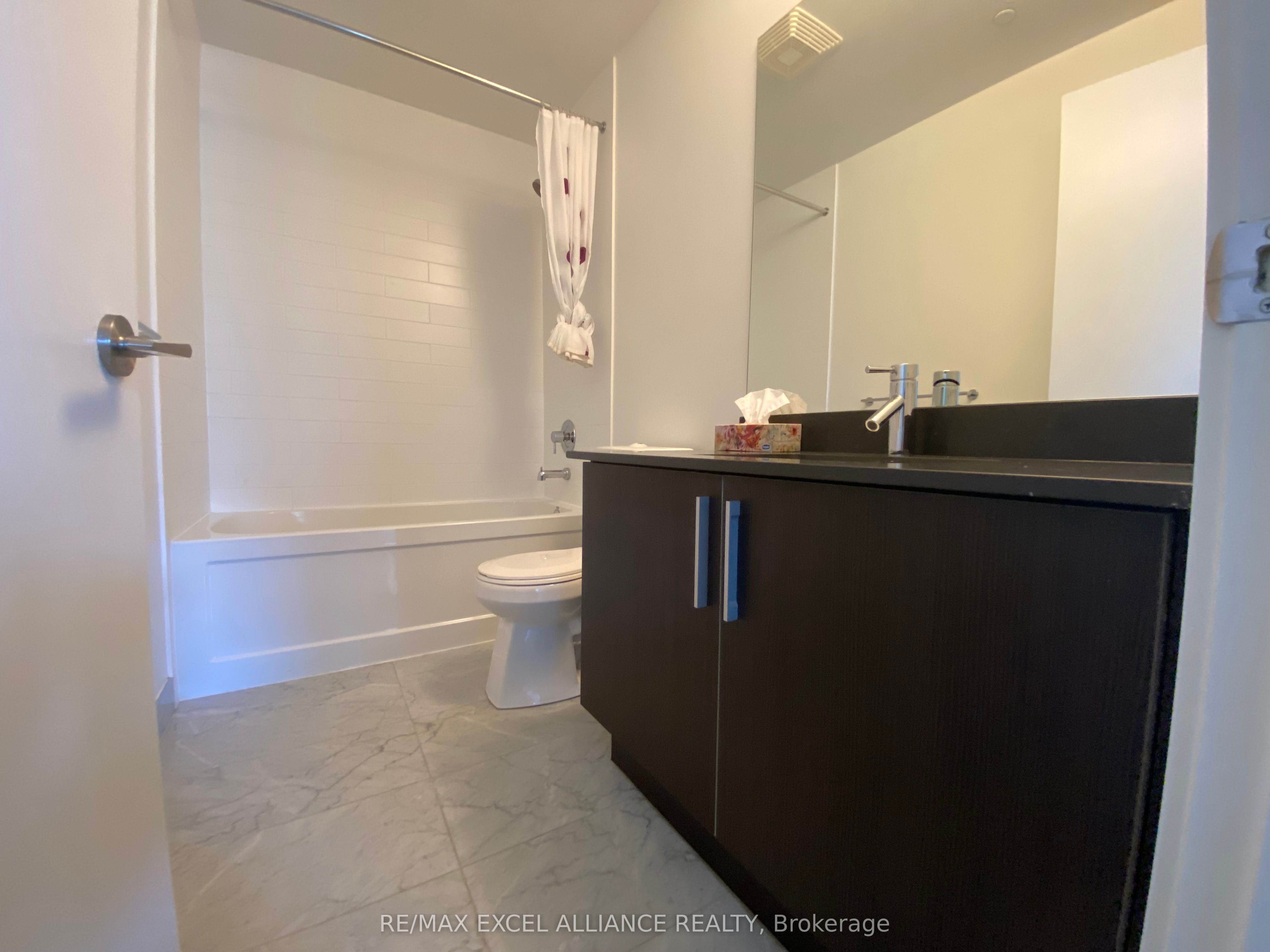 20 Bruyeres Mews #510