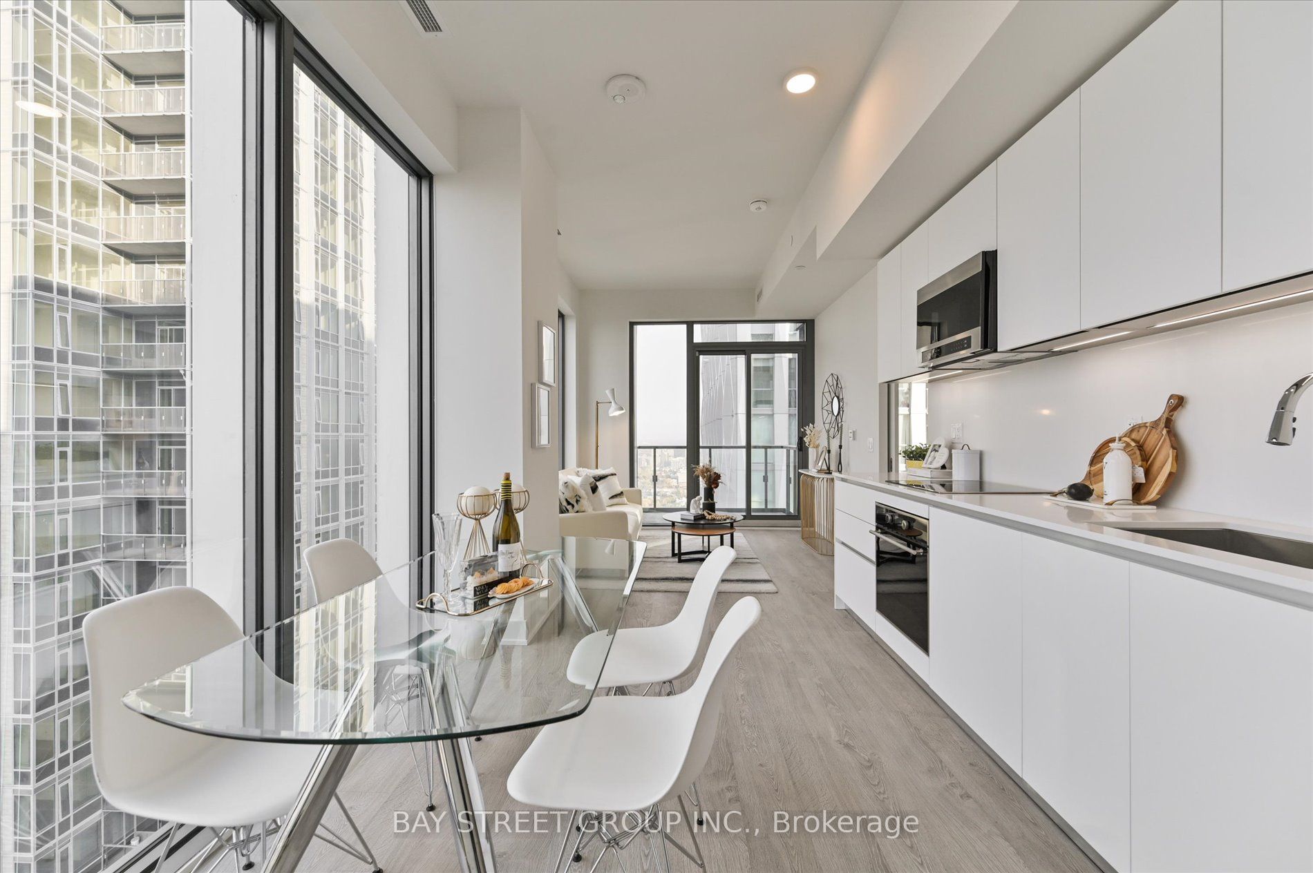 8 Cumberland Street, #4902