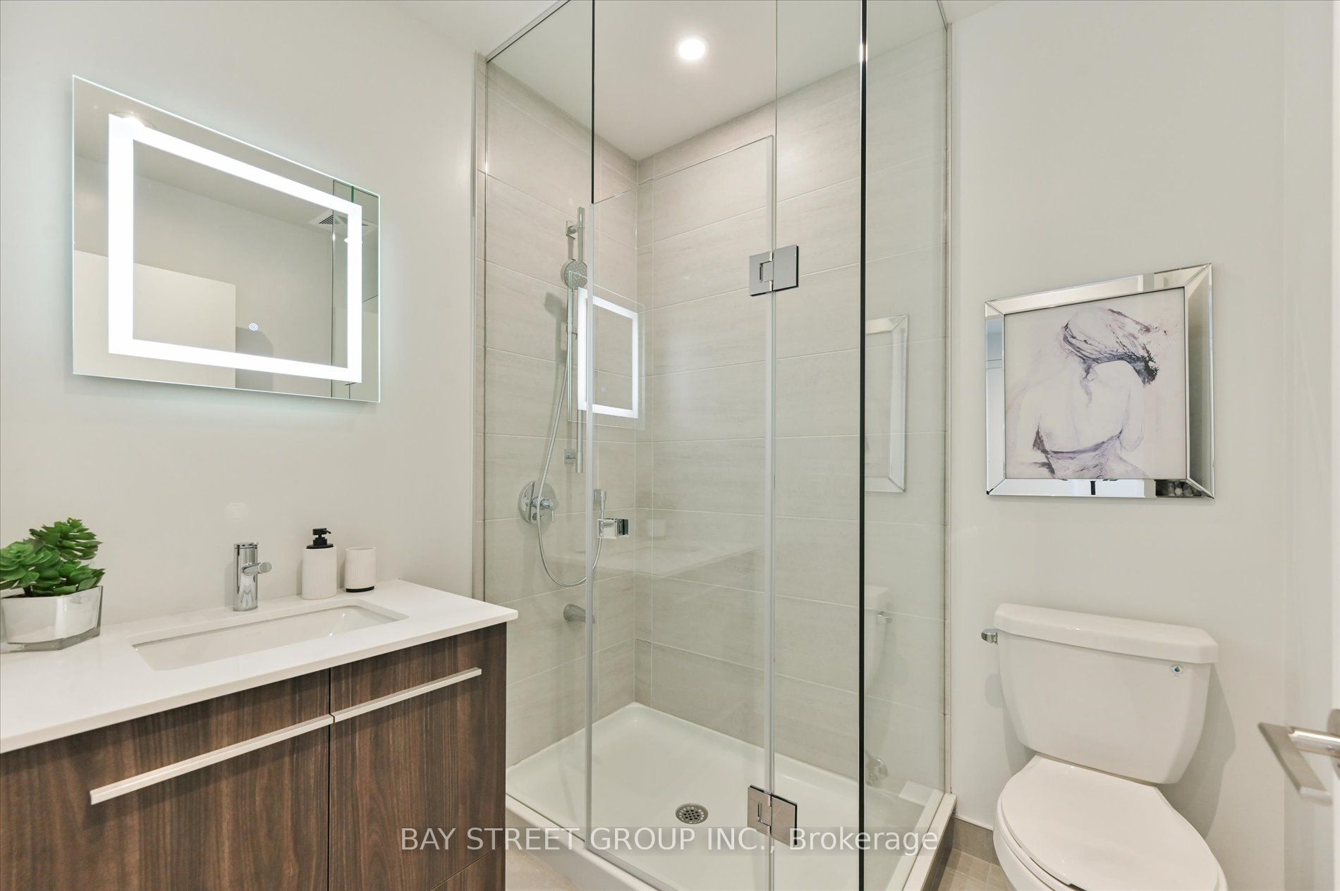 8 Cumberland Street, #4902