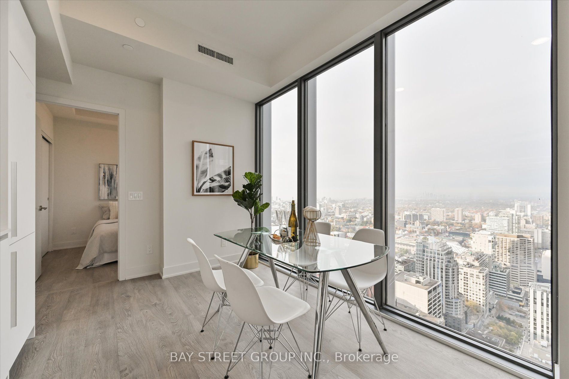 8 Cumberland Street, #4902