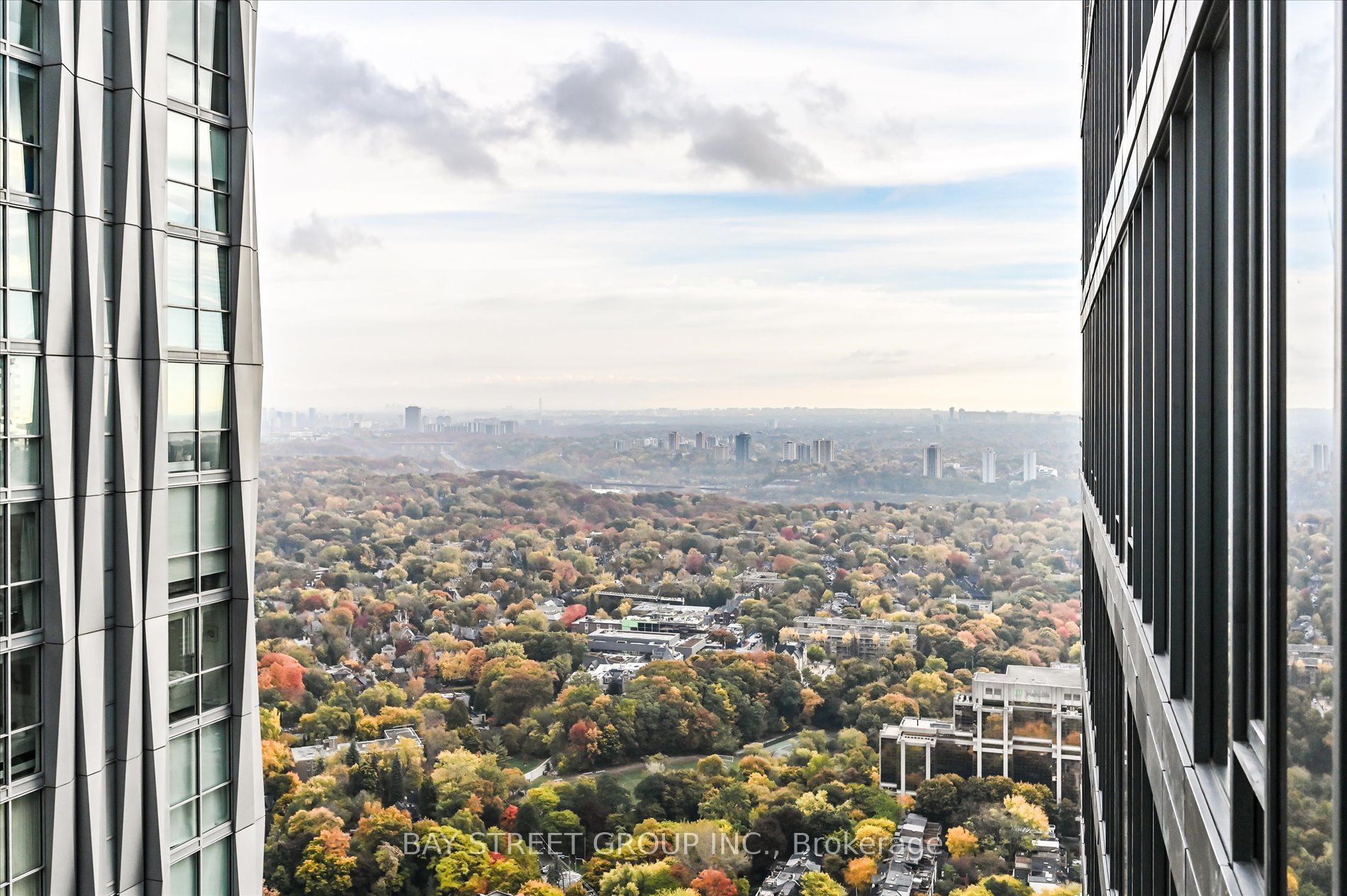 8 Cumberland Street, #4902
