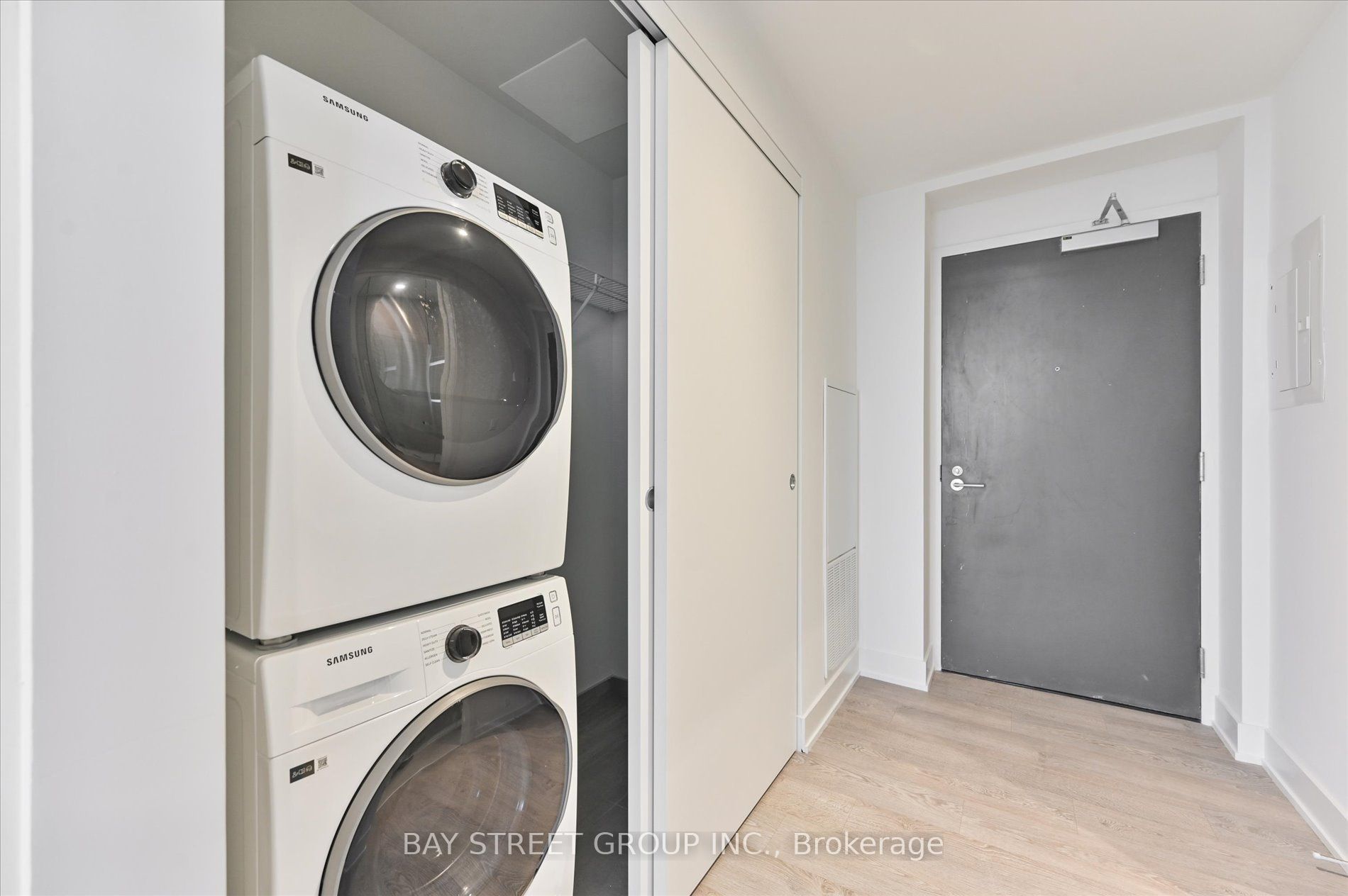 8 Cumberland Street, #4902