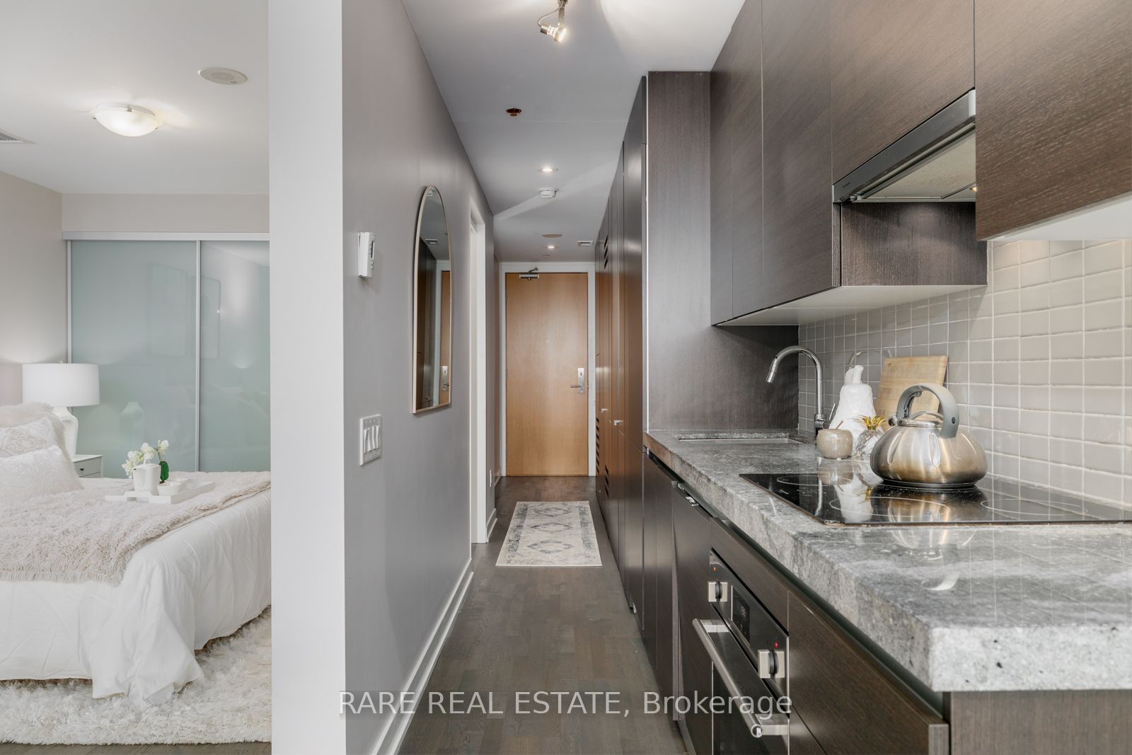 629 King Street W, #1307