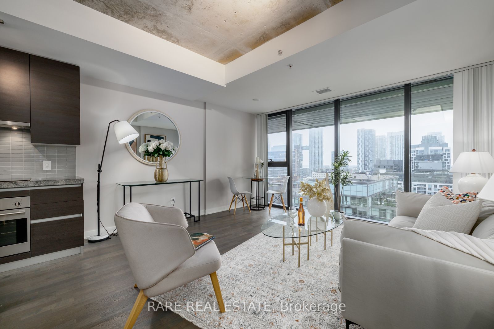 629 King Street W, #1307
