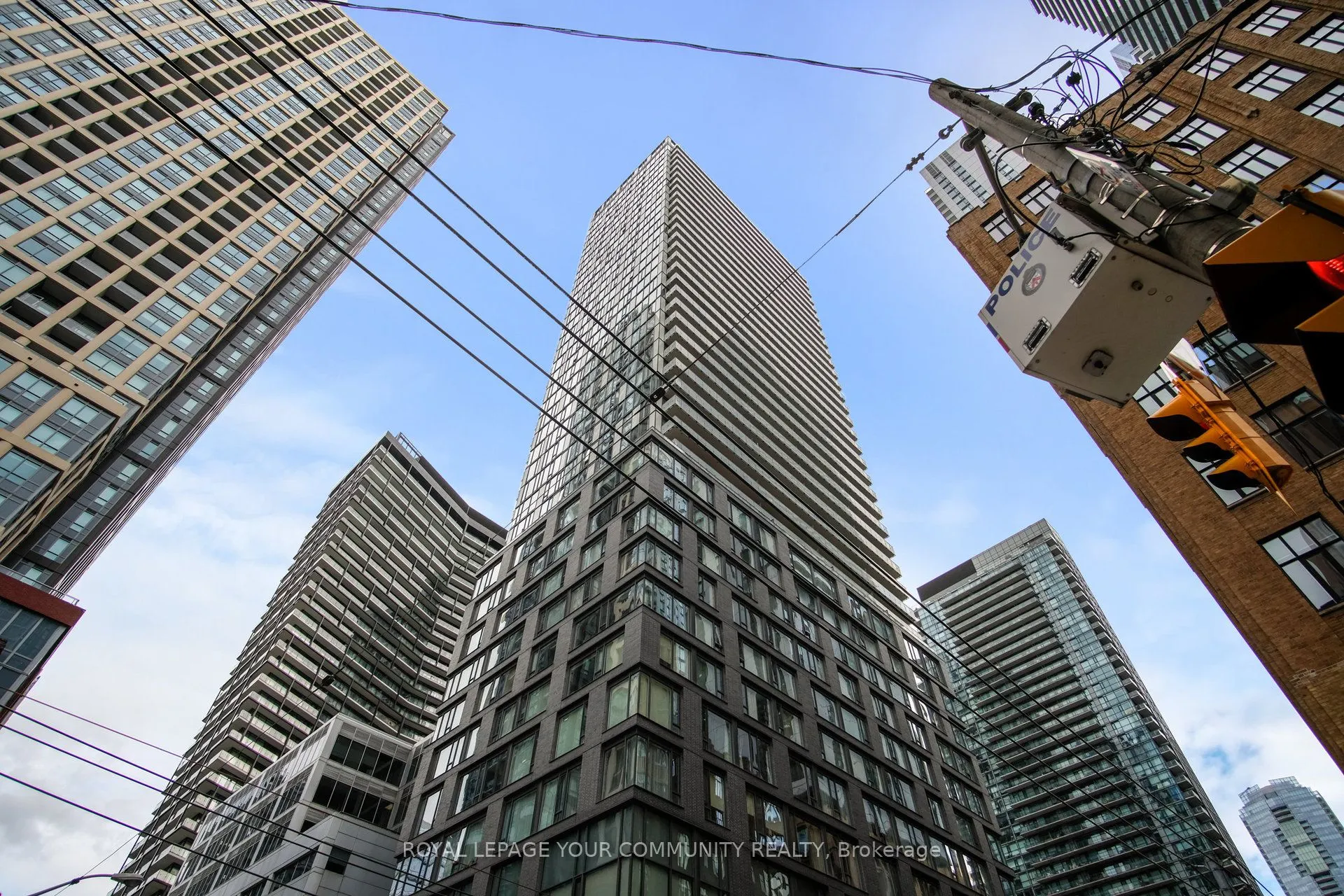 101 Peter Street #602