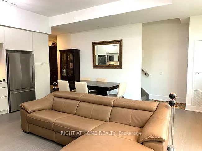 80 Vanauley Street, #110