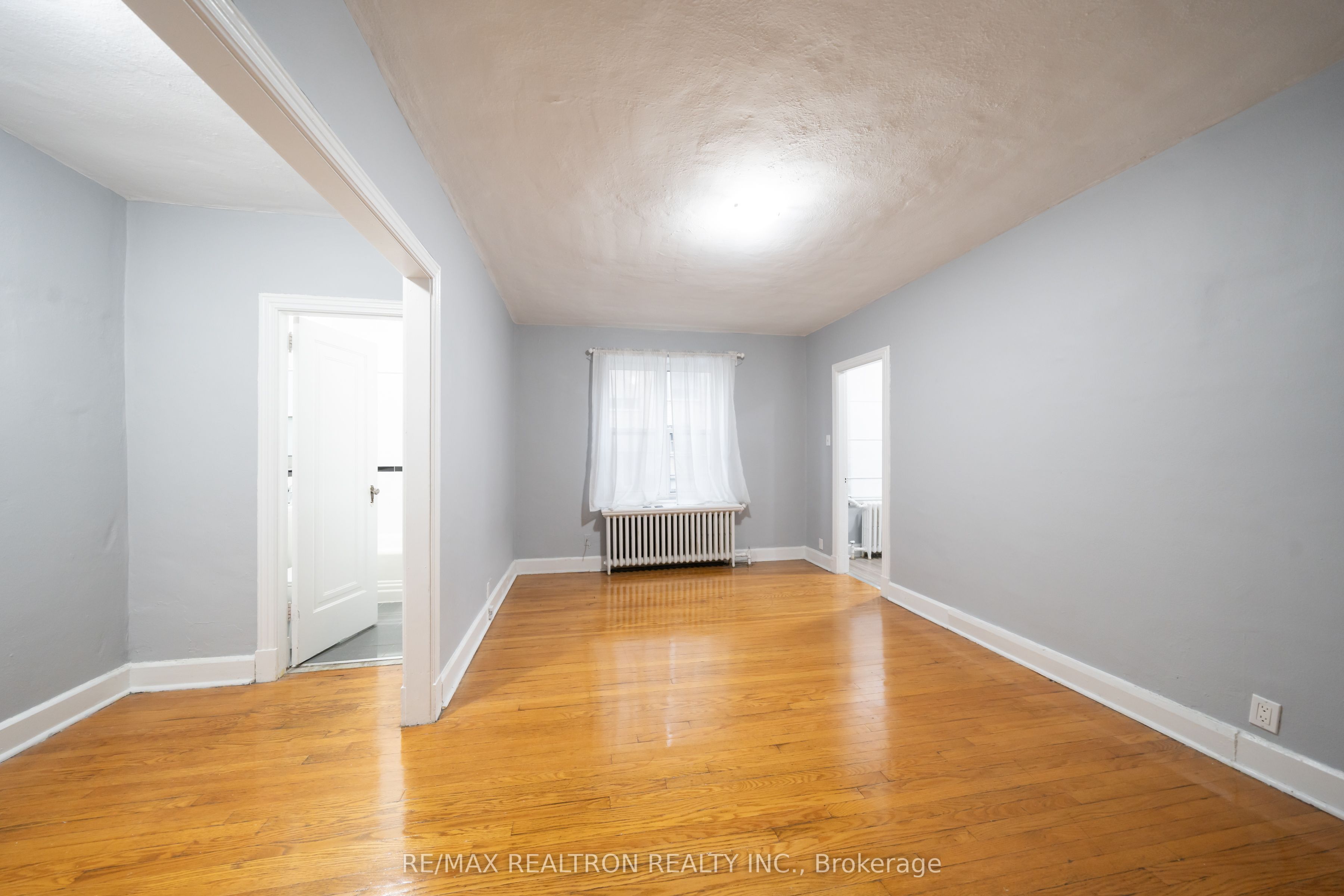 1 Mallory Gardens #4