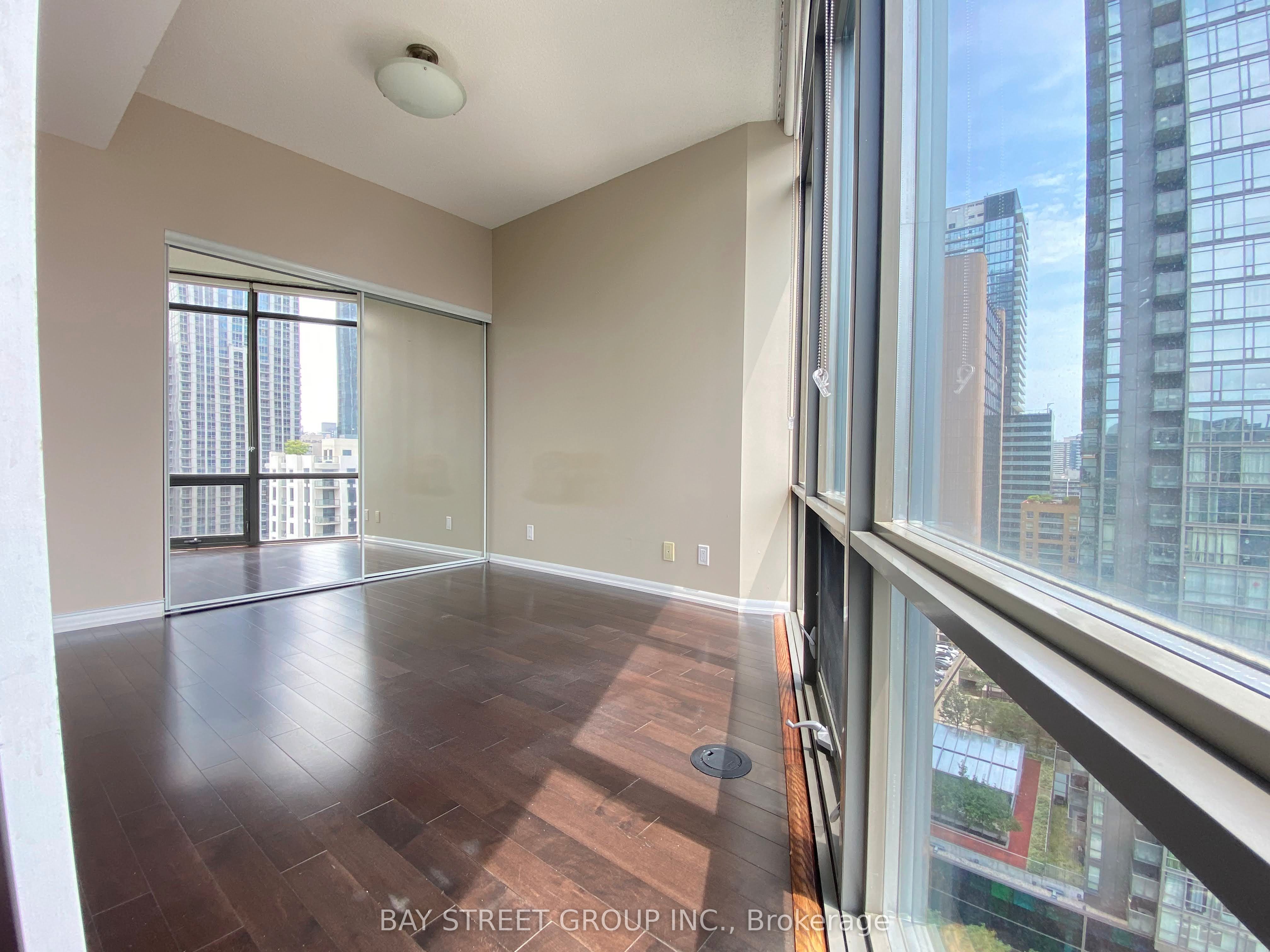 832 Bay Street #1410