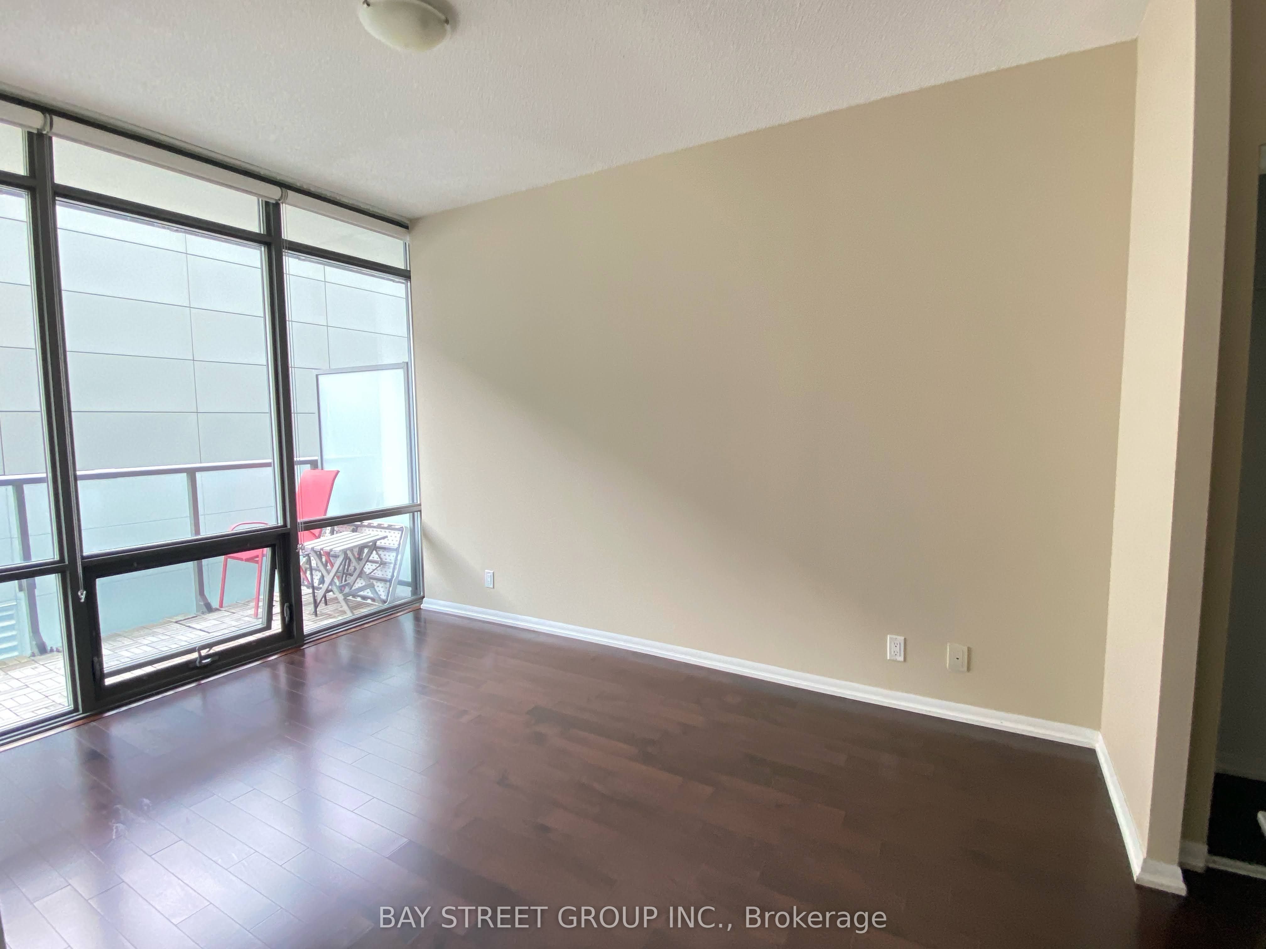 832 Bay Street #1410