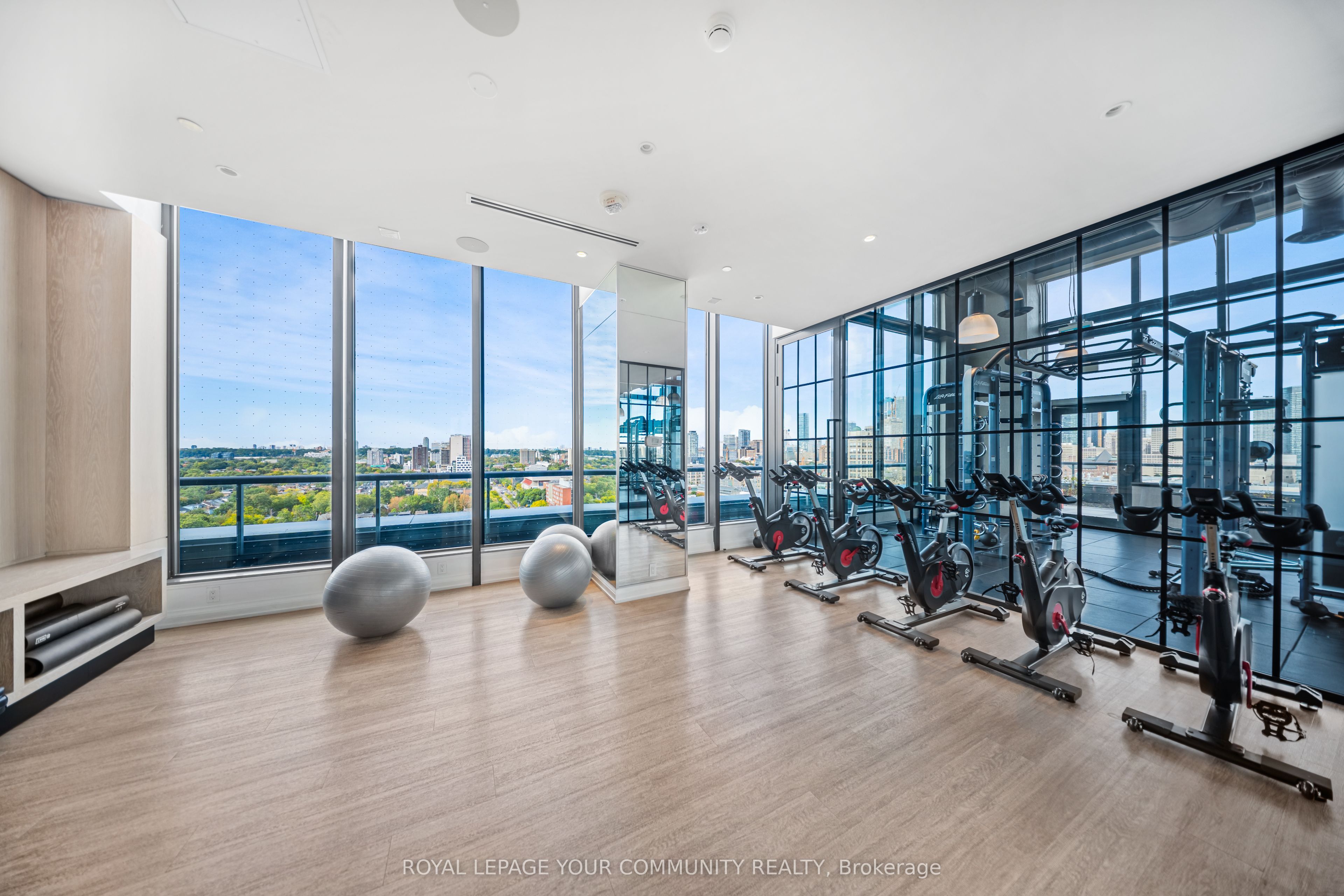 484 Spadina Avenue, #1205