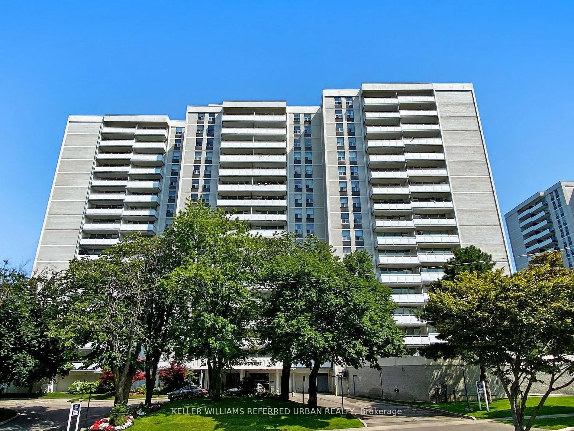 10 Parkway Forest Drive #1111