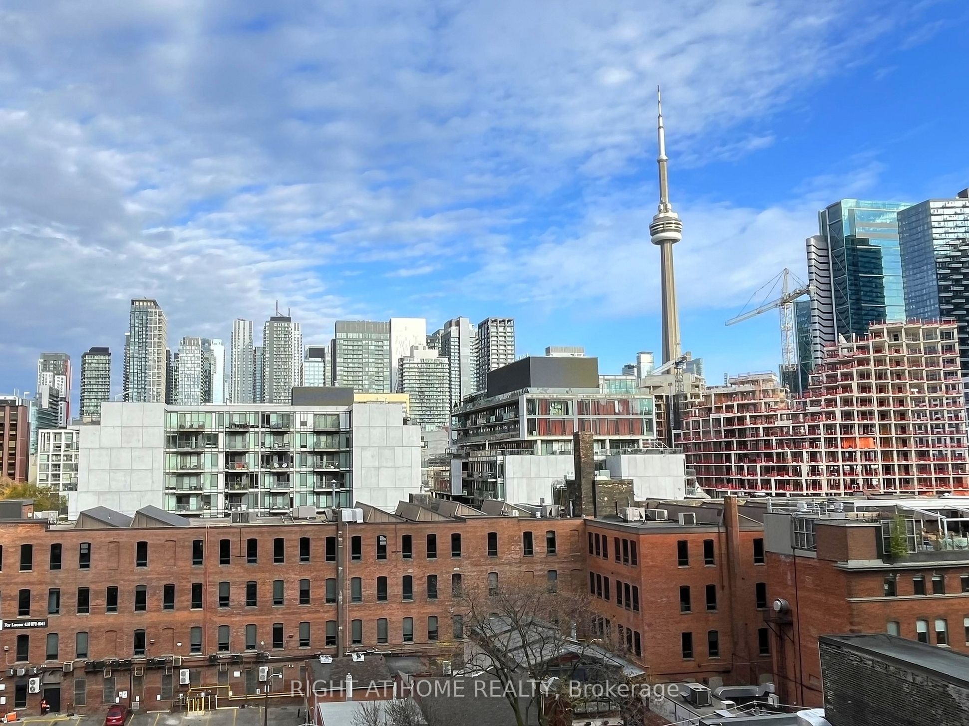 501 Adelaide Street W, #802