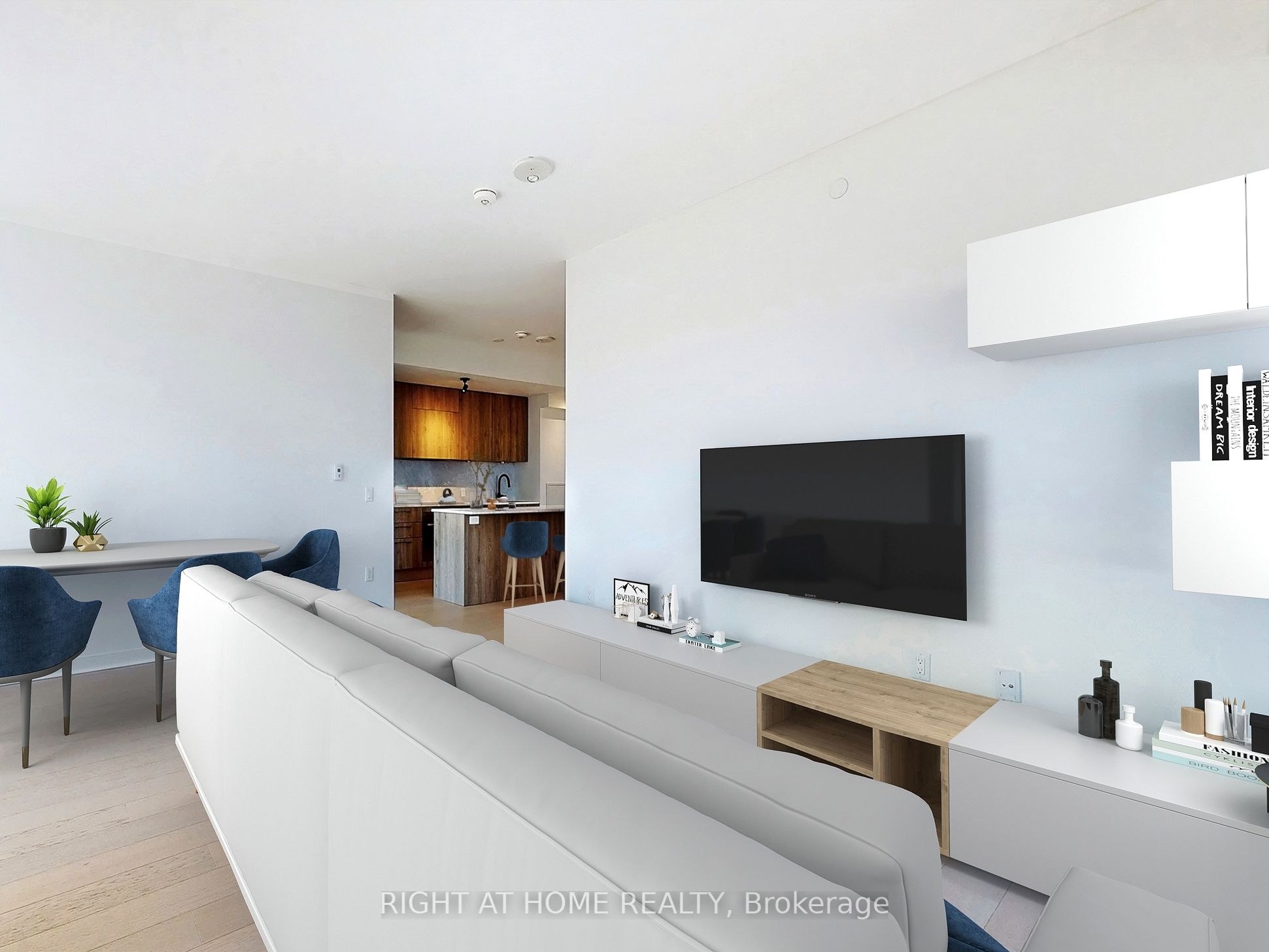 501 Adelaide Street W, #802
