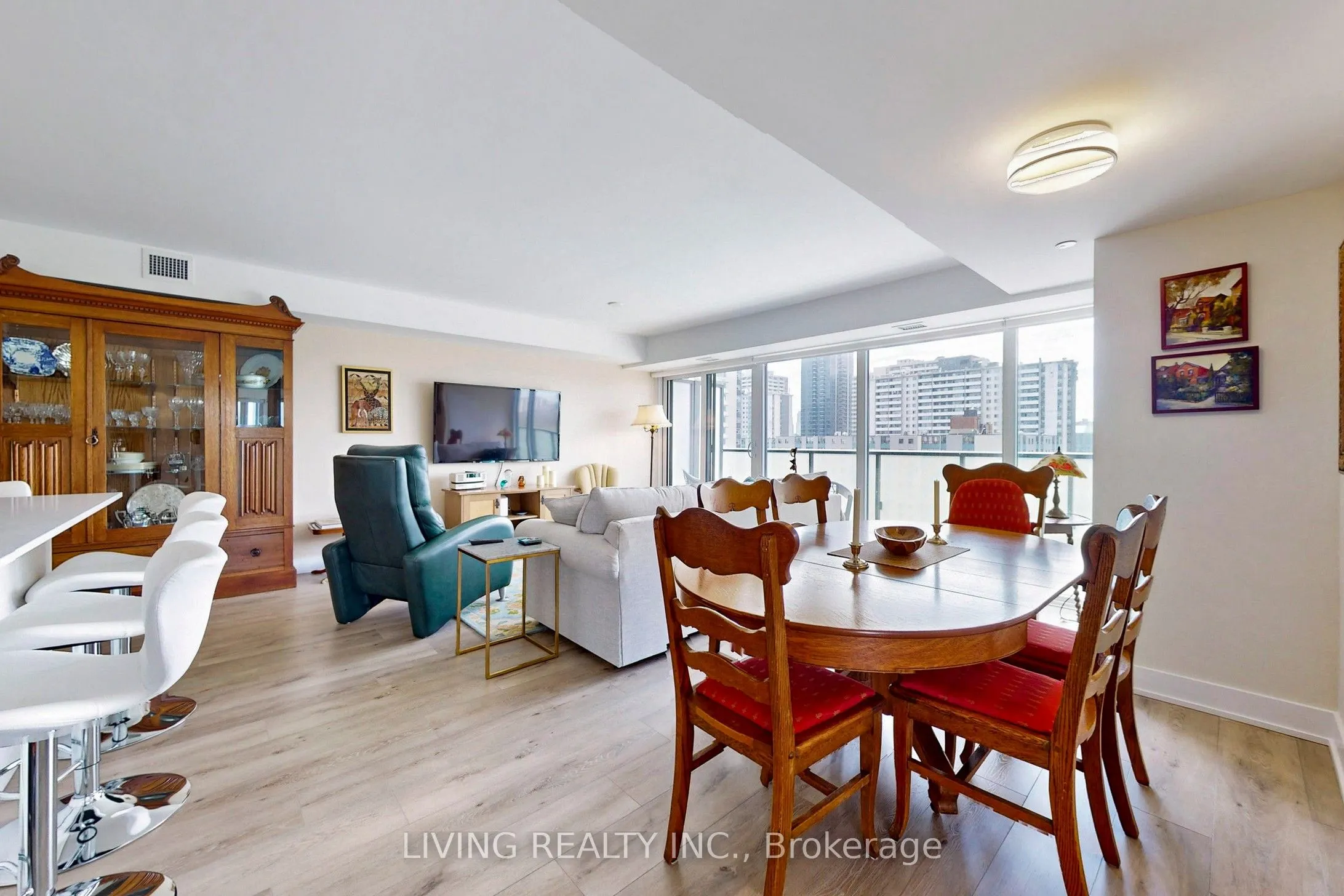 575 Bloor Street E, #1202