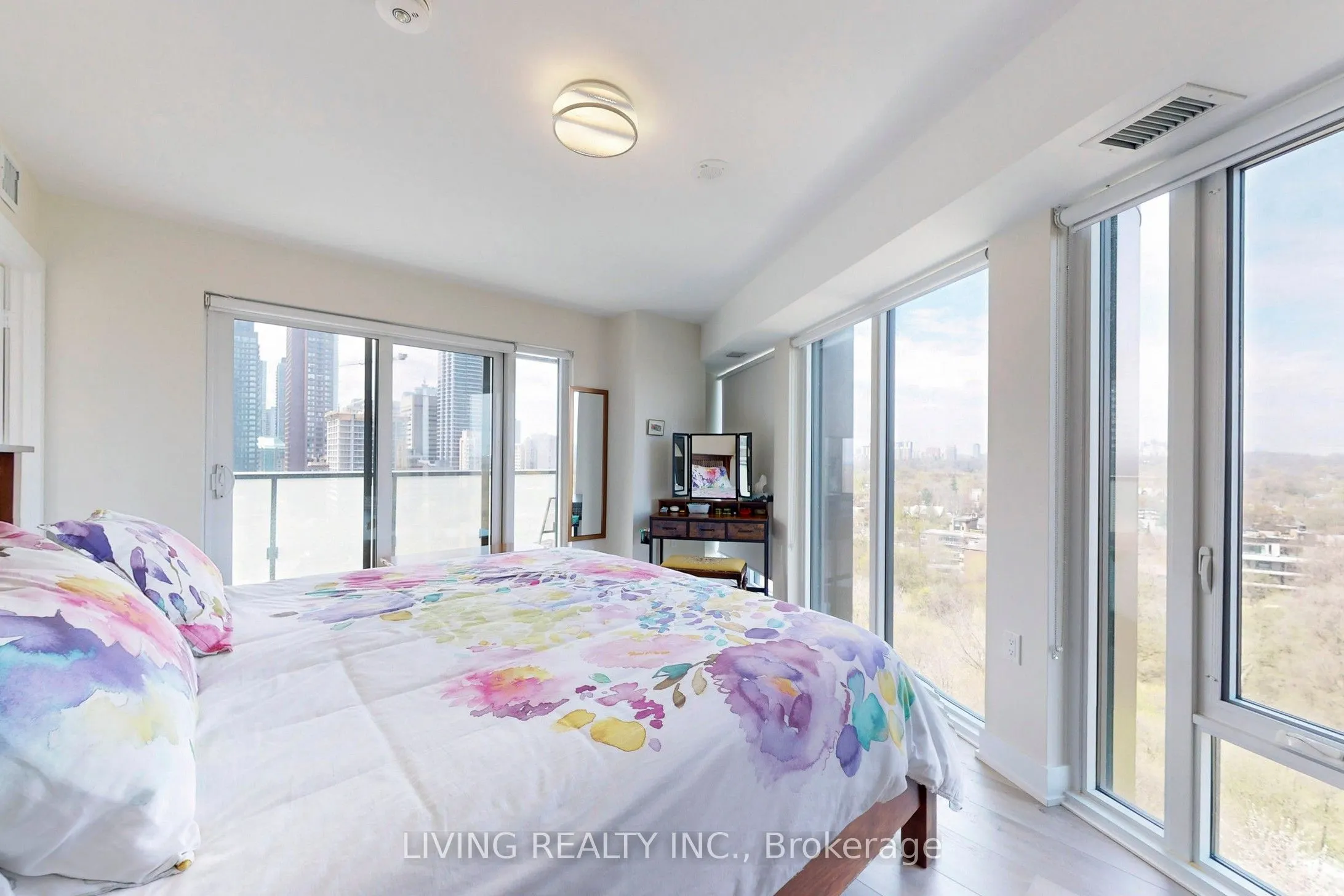 575 Bloor Street E, #1202