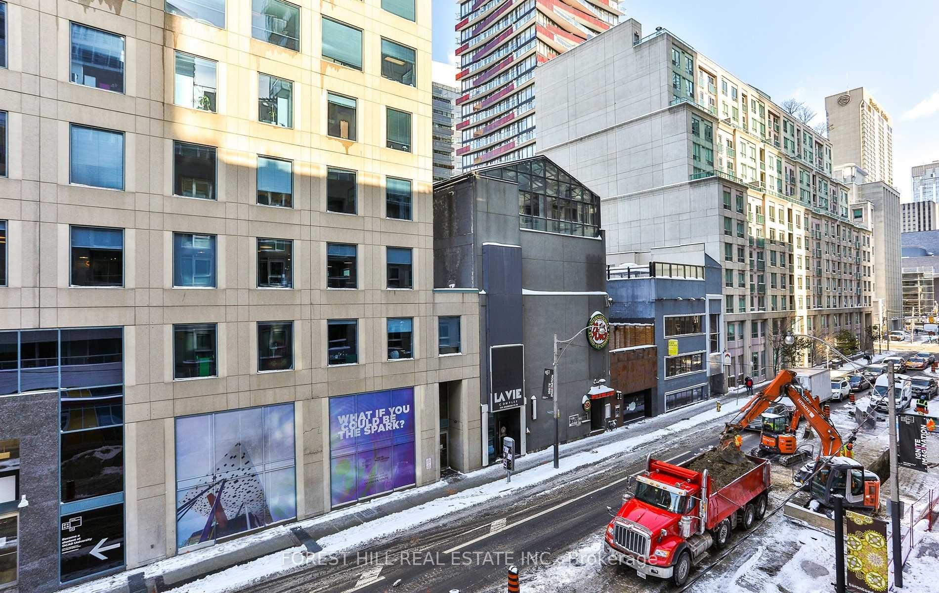199 Richmond Street W, #318