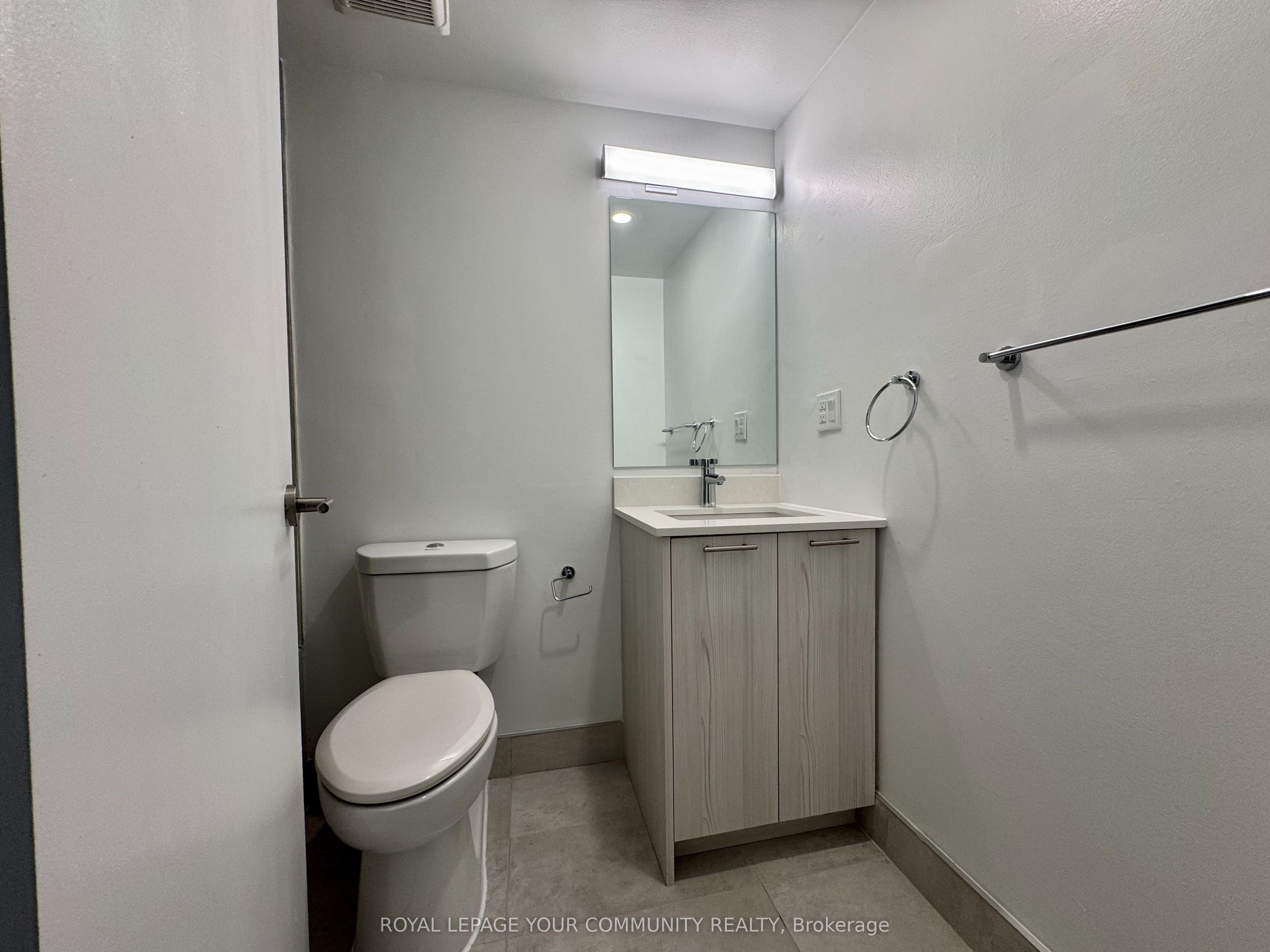 191 Sherbourne Street, #1707