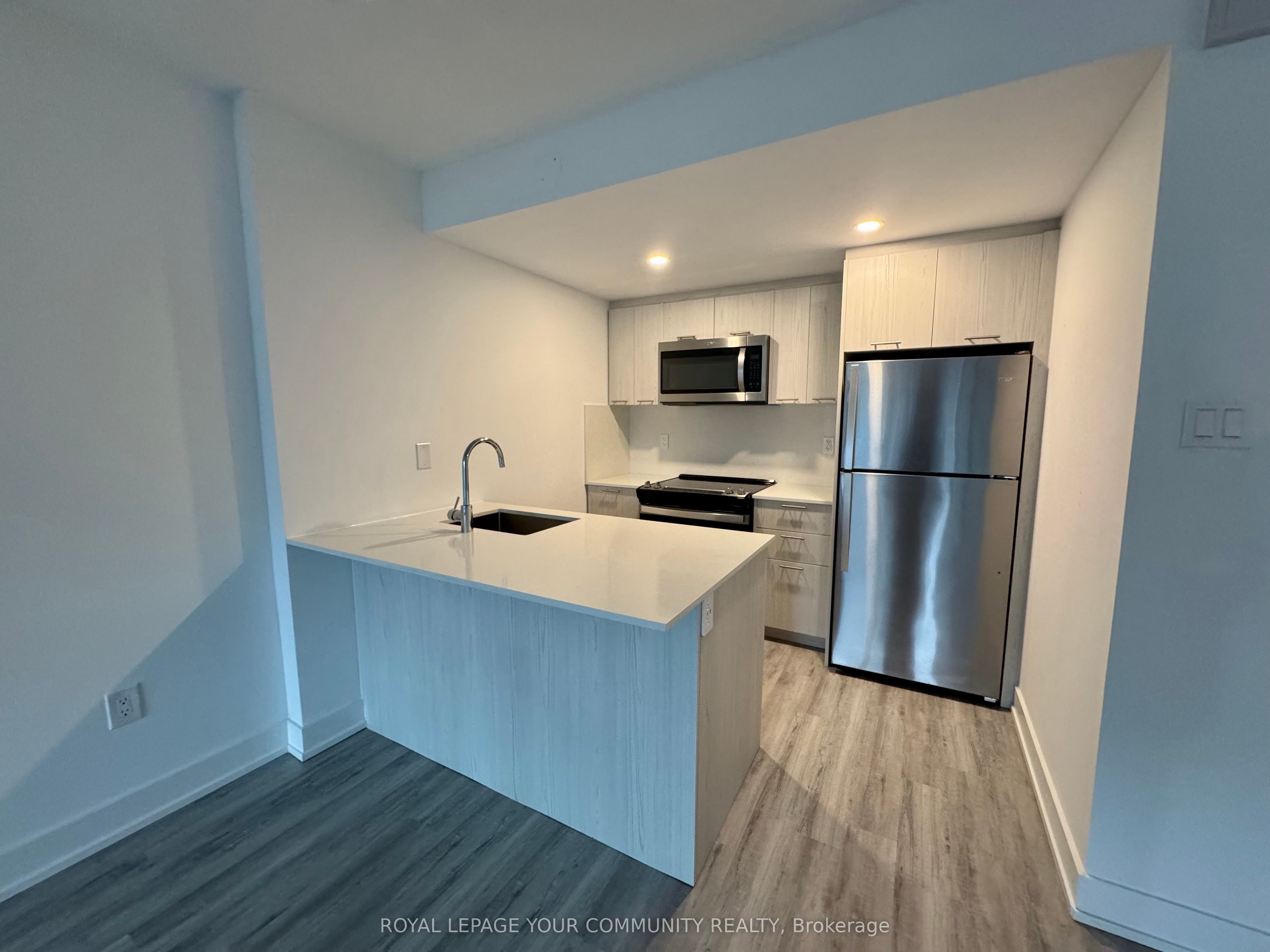 191 Sherbourne Street, #1707
