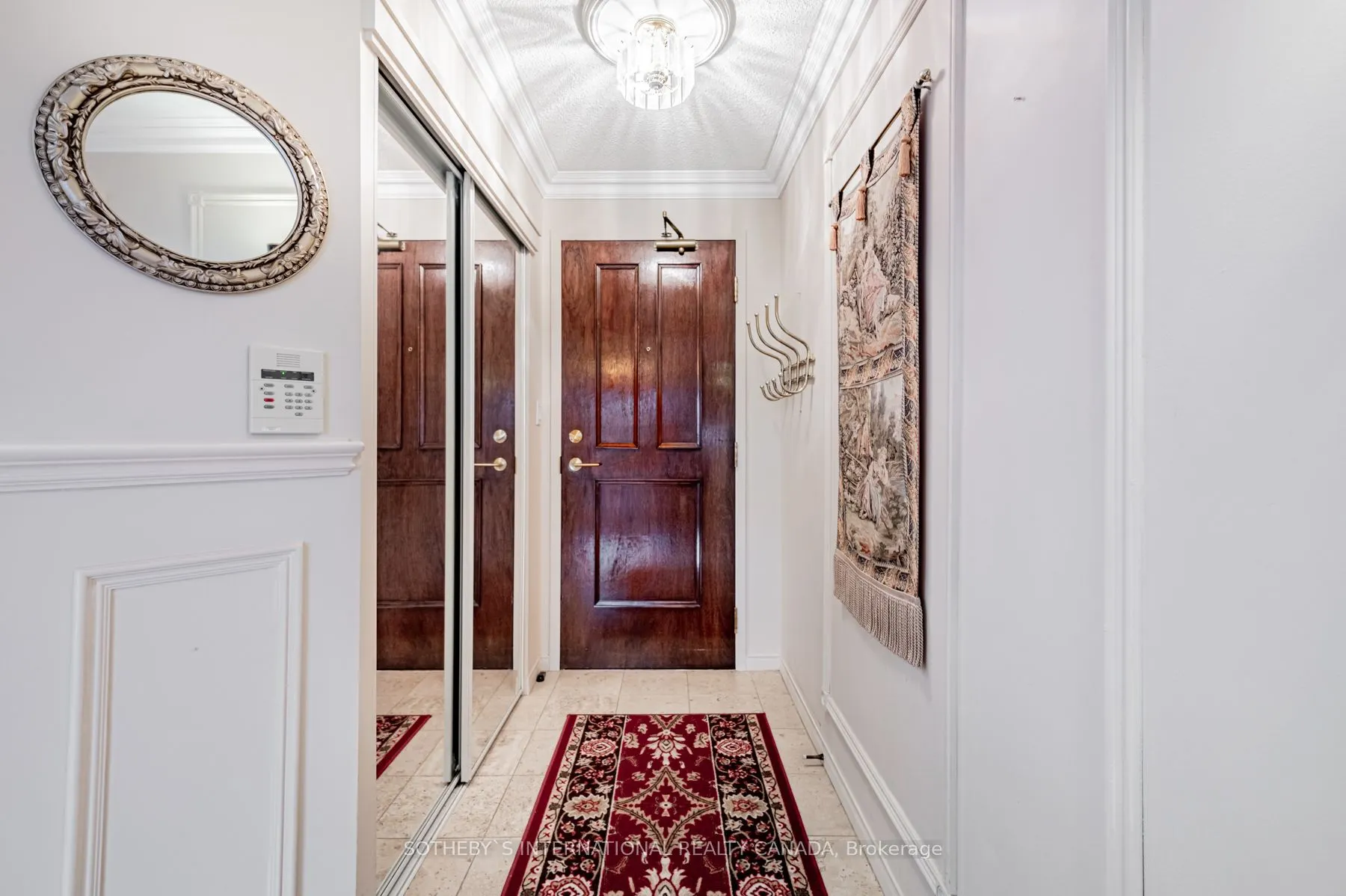 38 Avoca Avenue #704