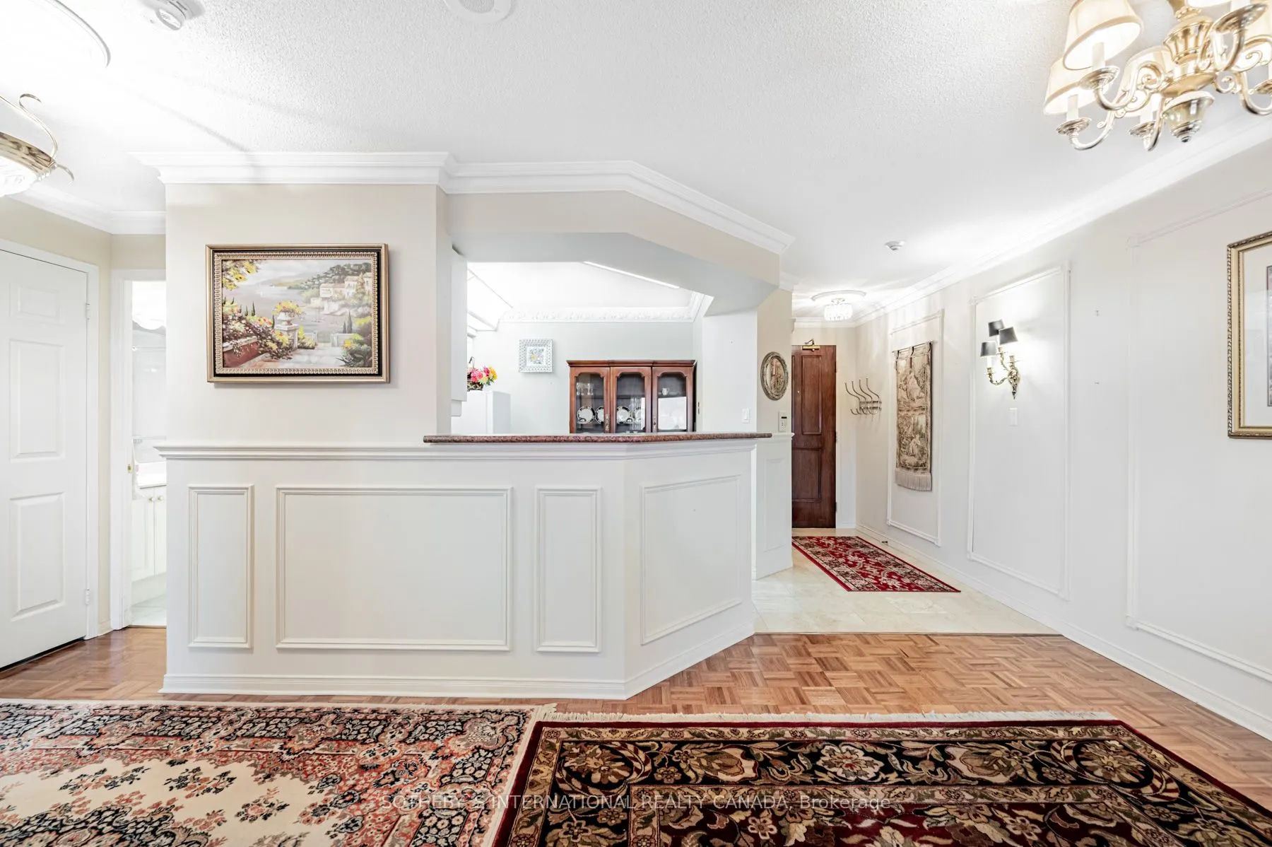 38 Avoca Avenue #704