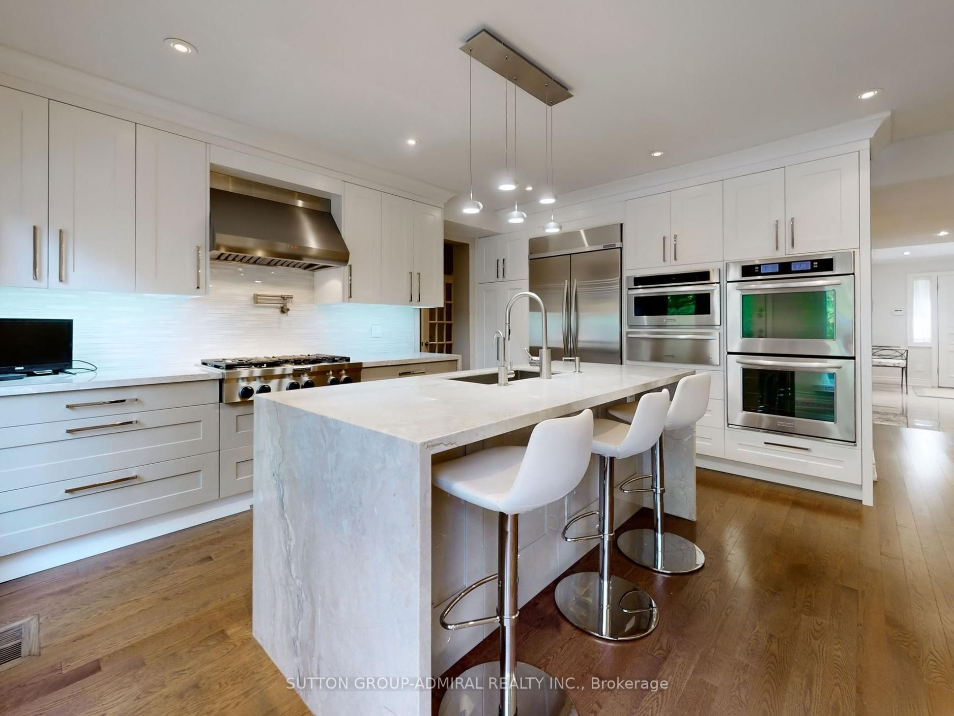 7 York Downs Drive