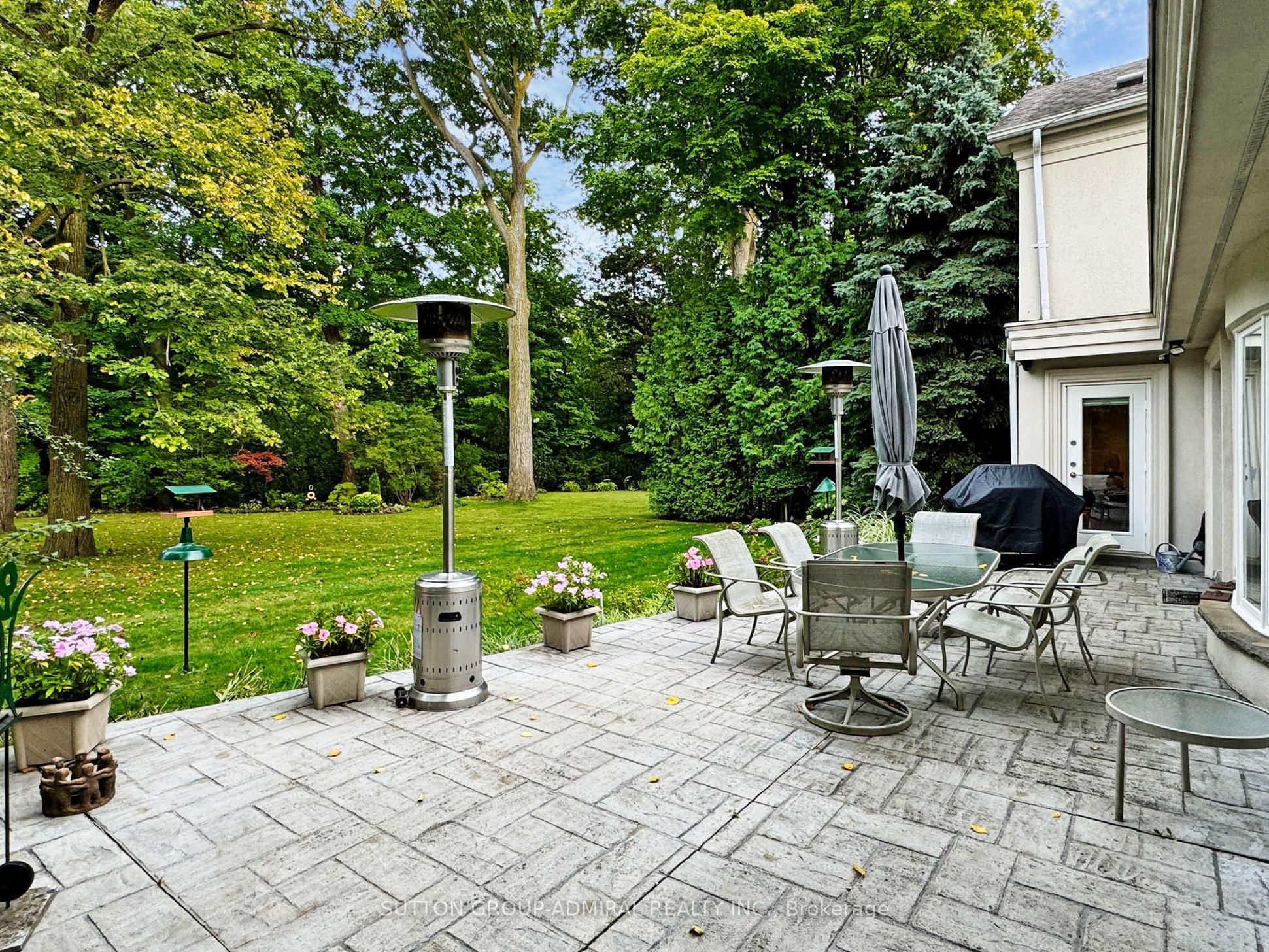7 York Downs Drive