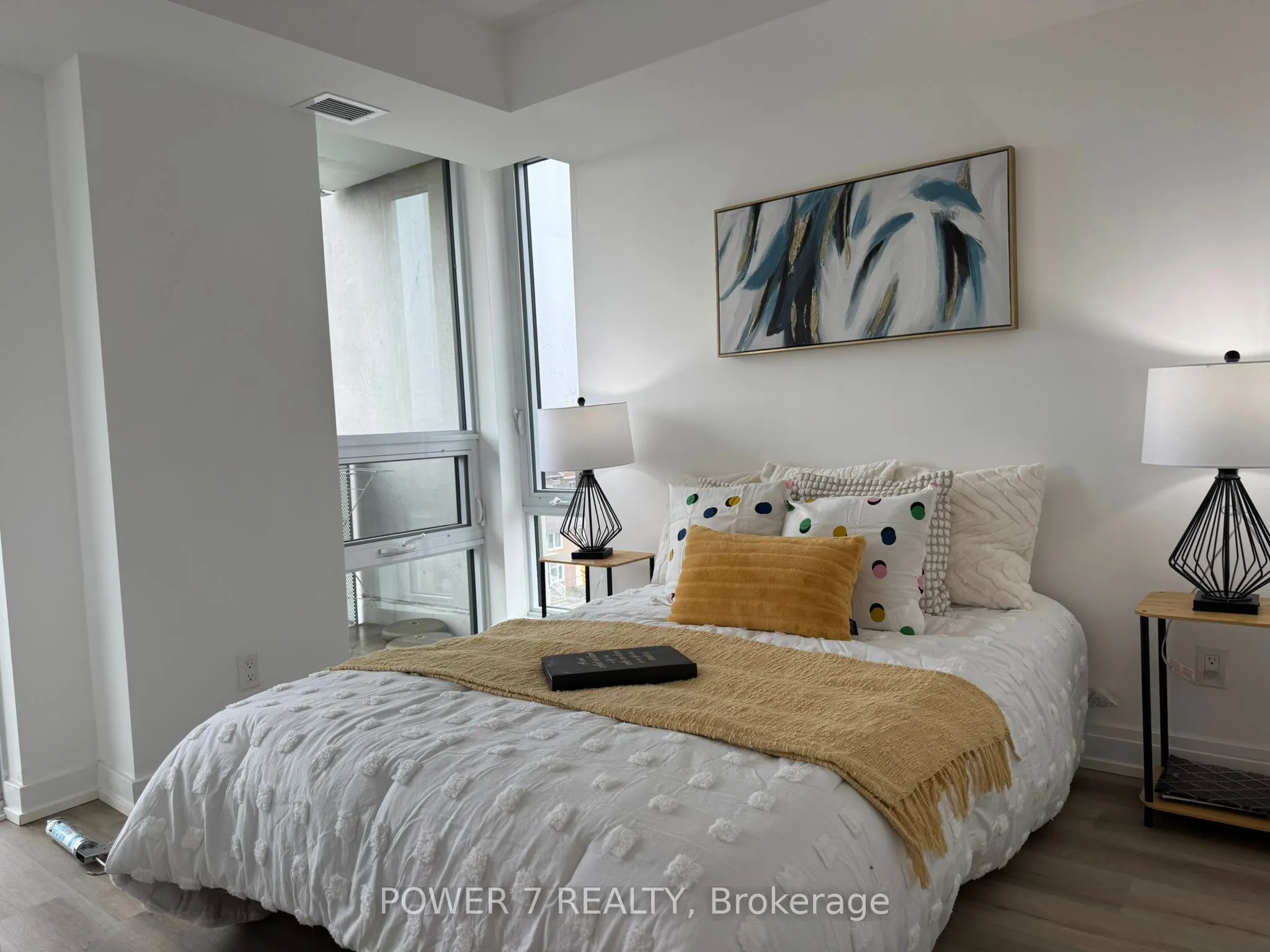 120 Varna Drive, #614