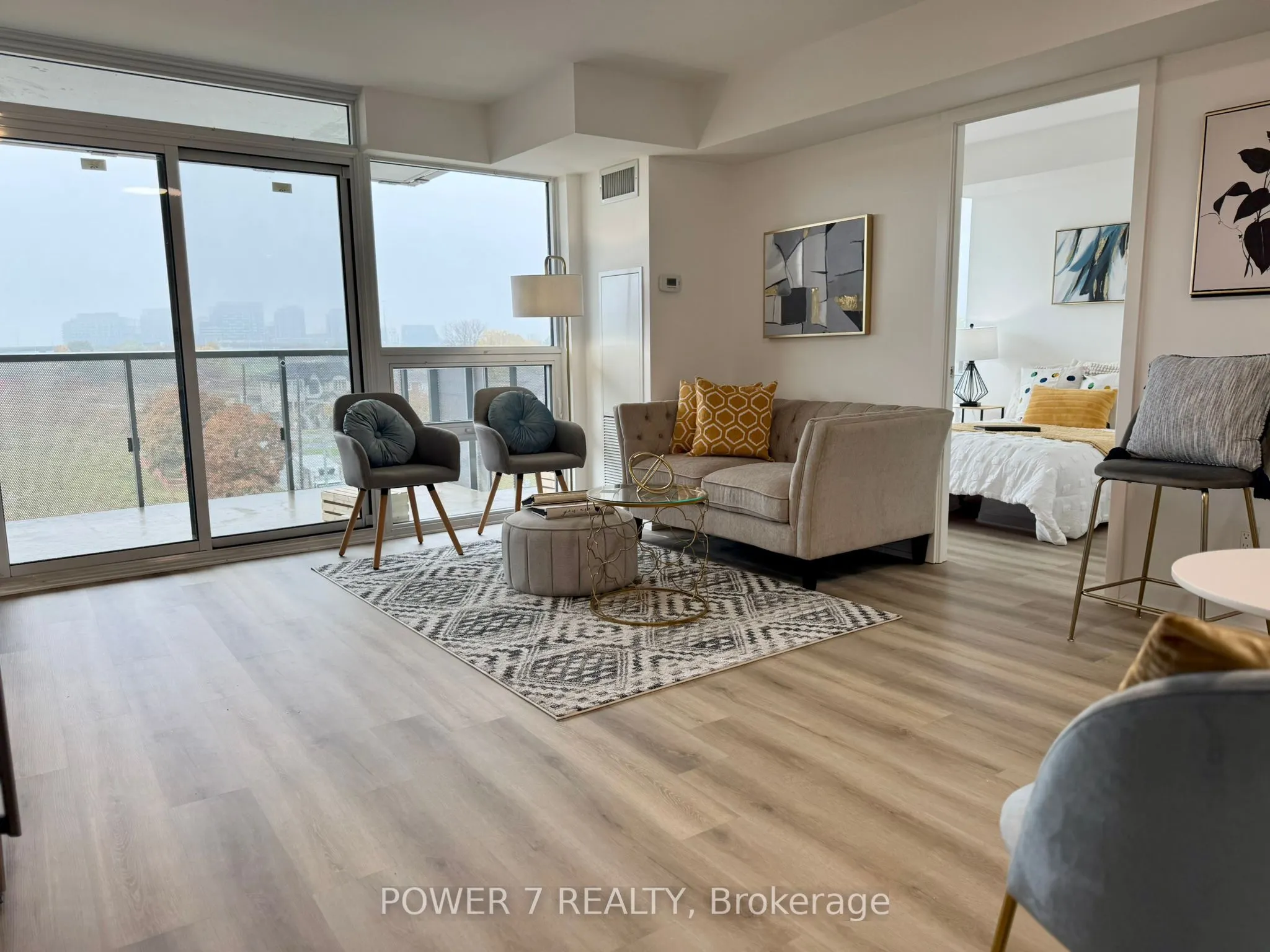 120 Varna Drive, #614