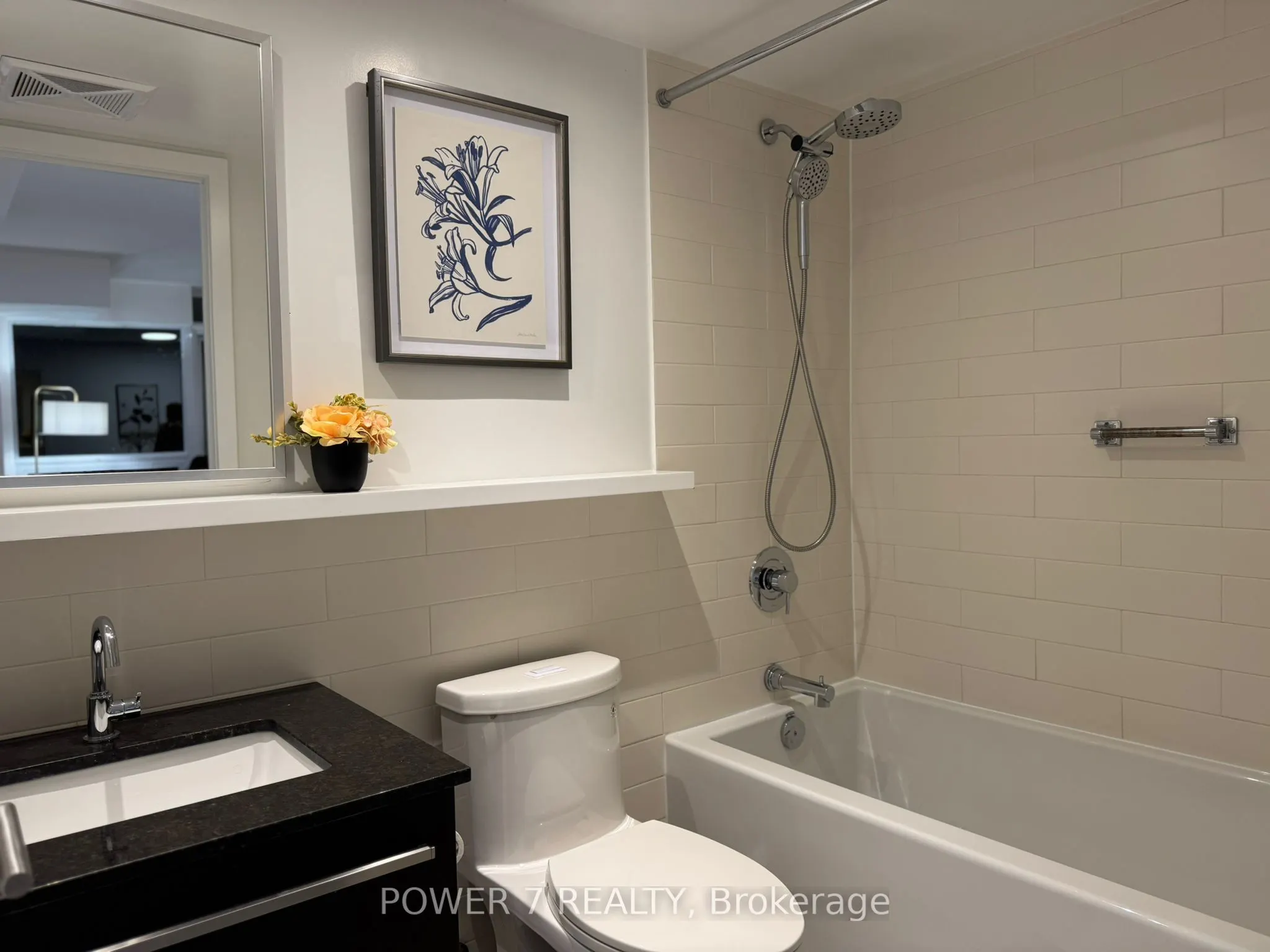 120 Varna Drive, #614