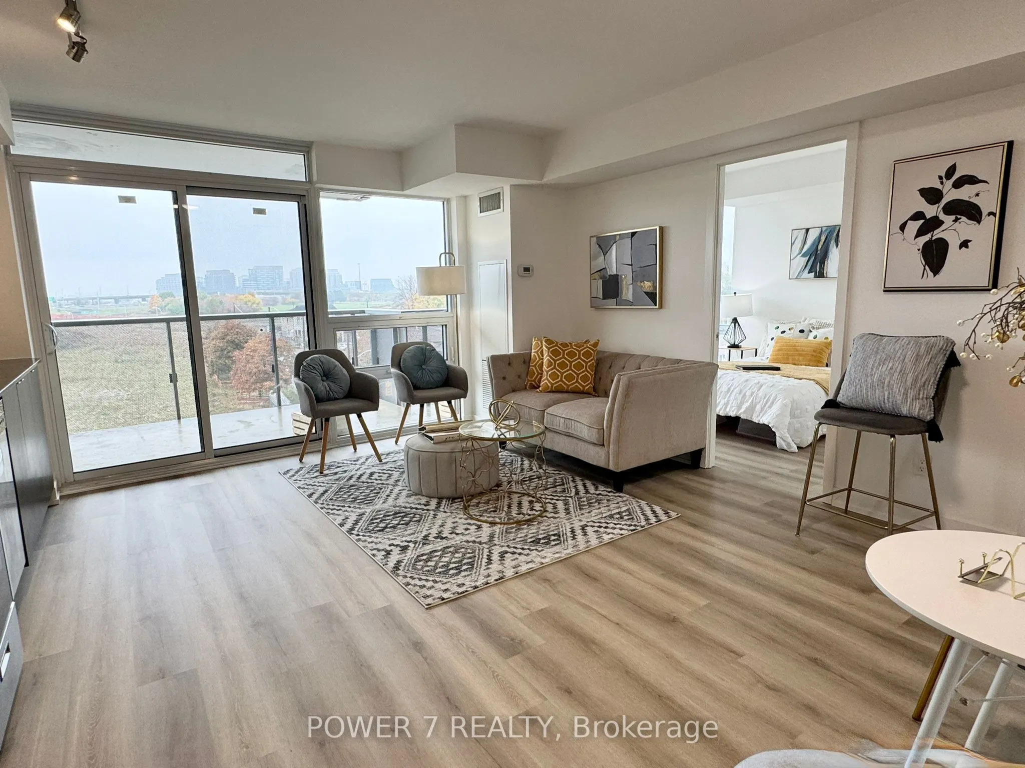 120 Varna Drive, #614