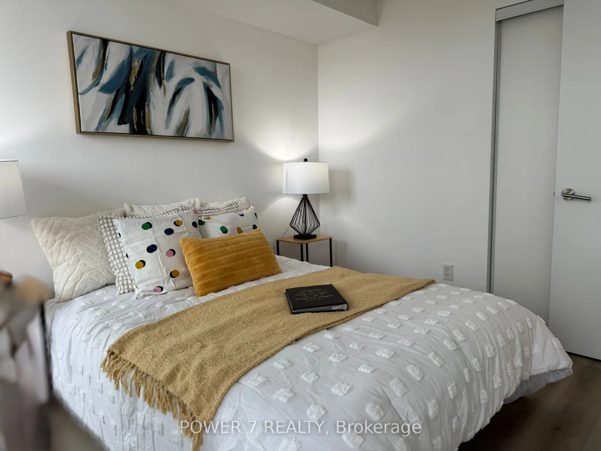 120 Varna Drive, #614