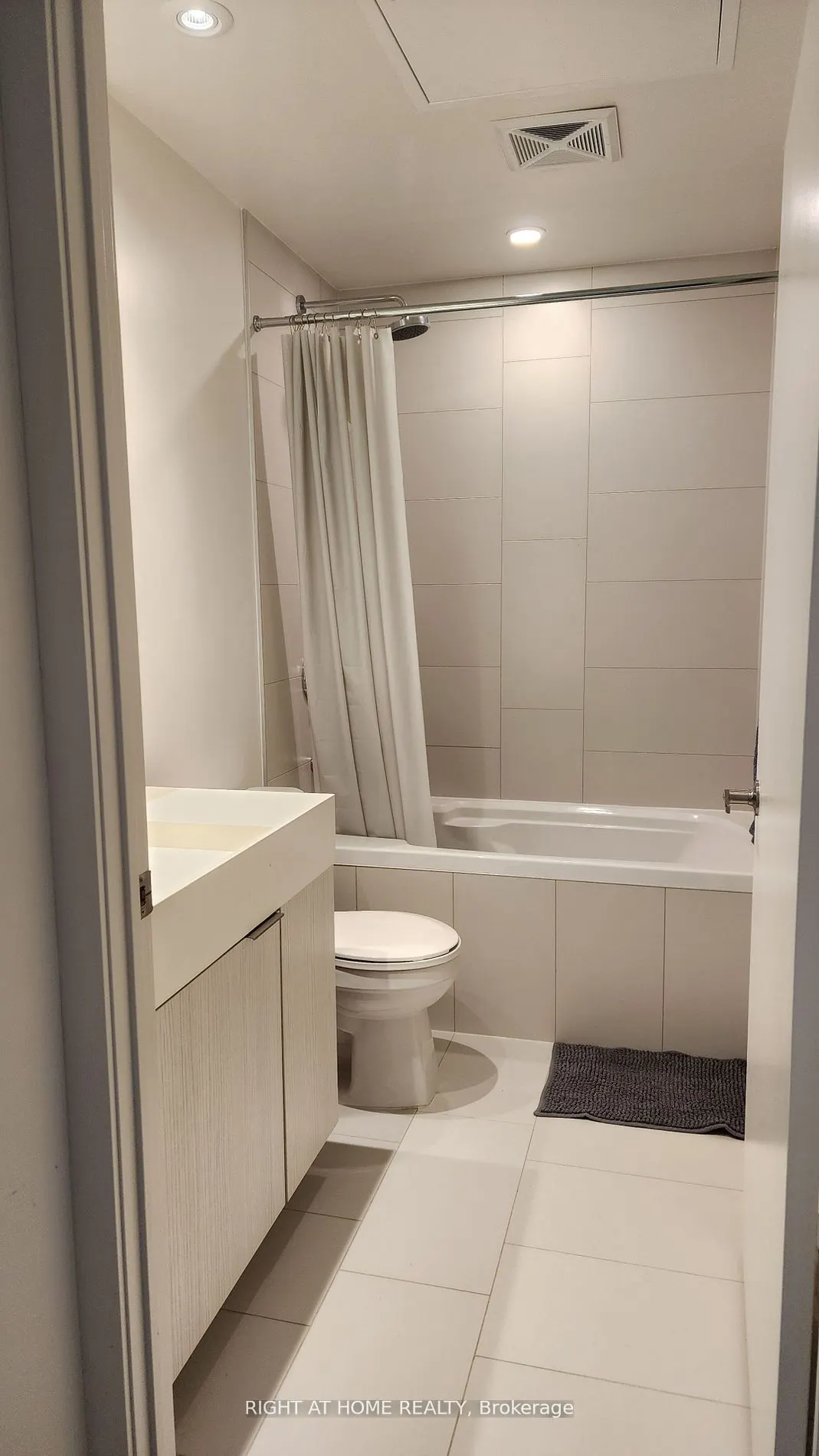 20 Richardson Street, #3308