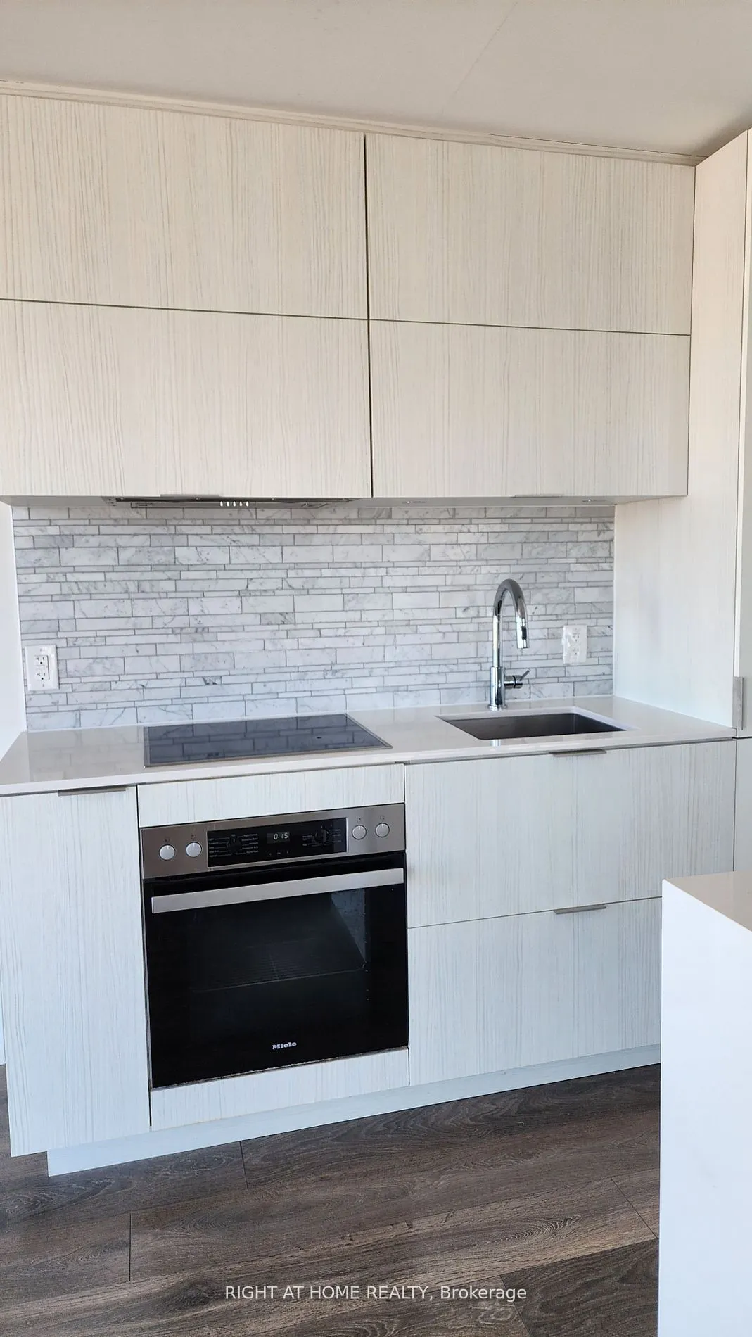 20 Richardson Street, #3308
