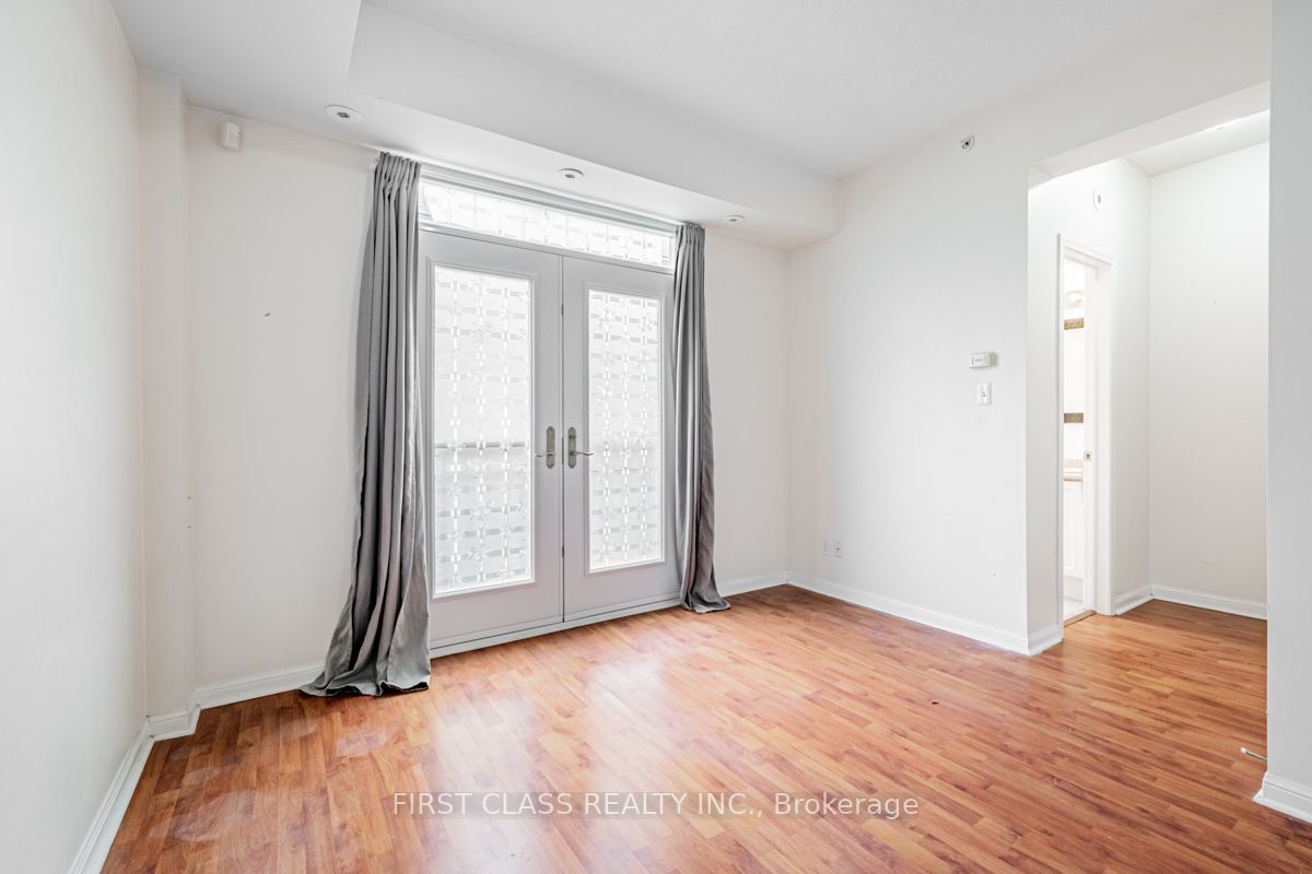 78 Carr Street, #25