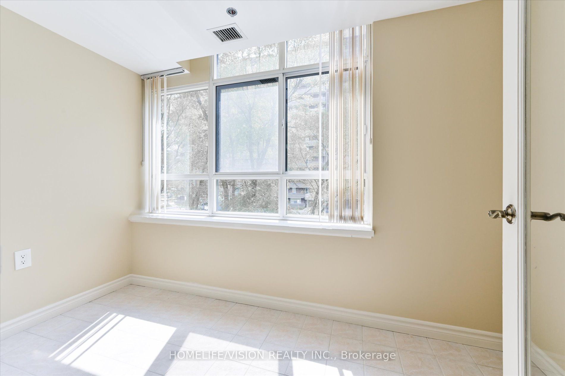 115 Bonis Avenue, #308