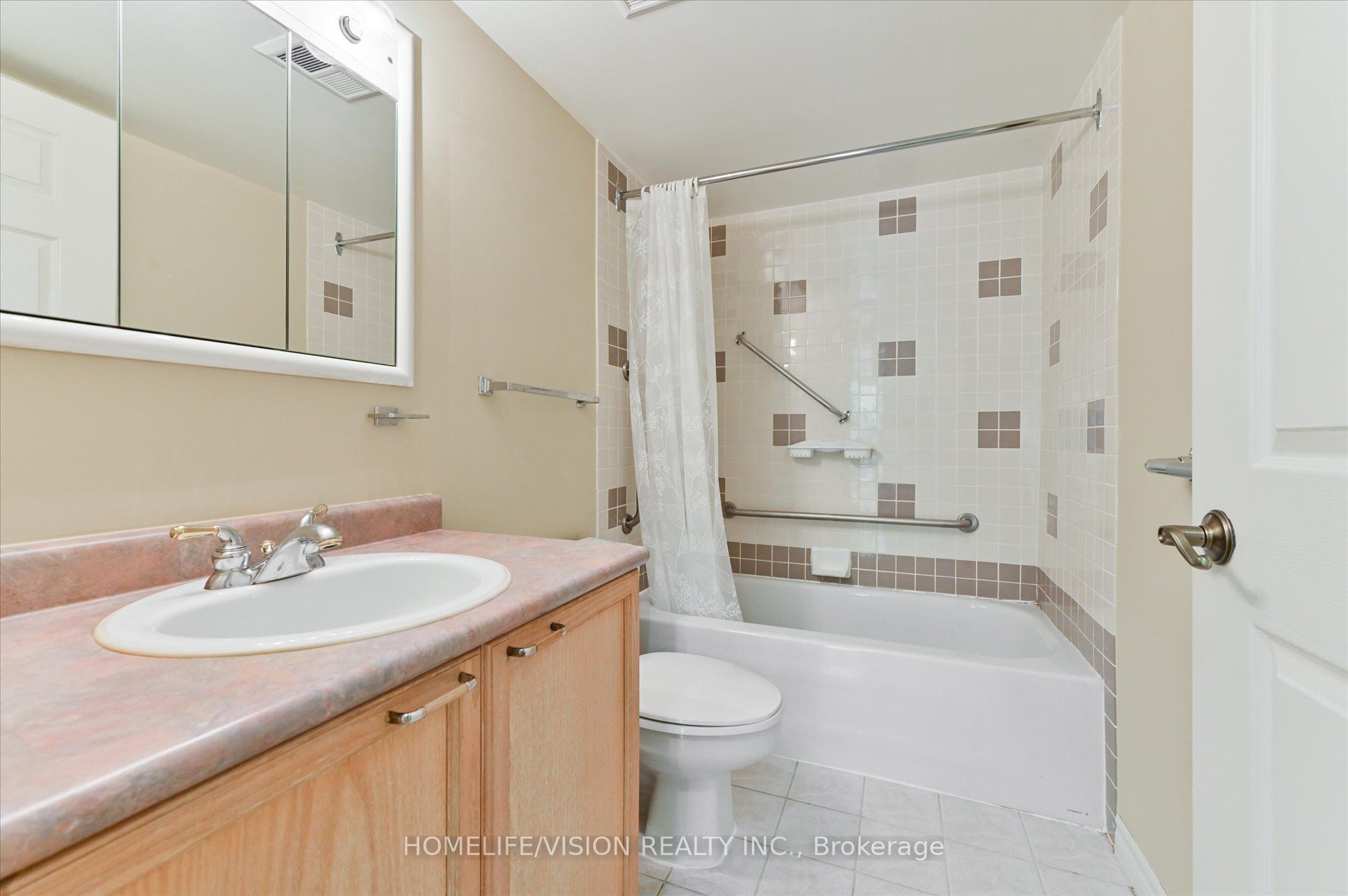 115 Bonis Avenue, #308